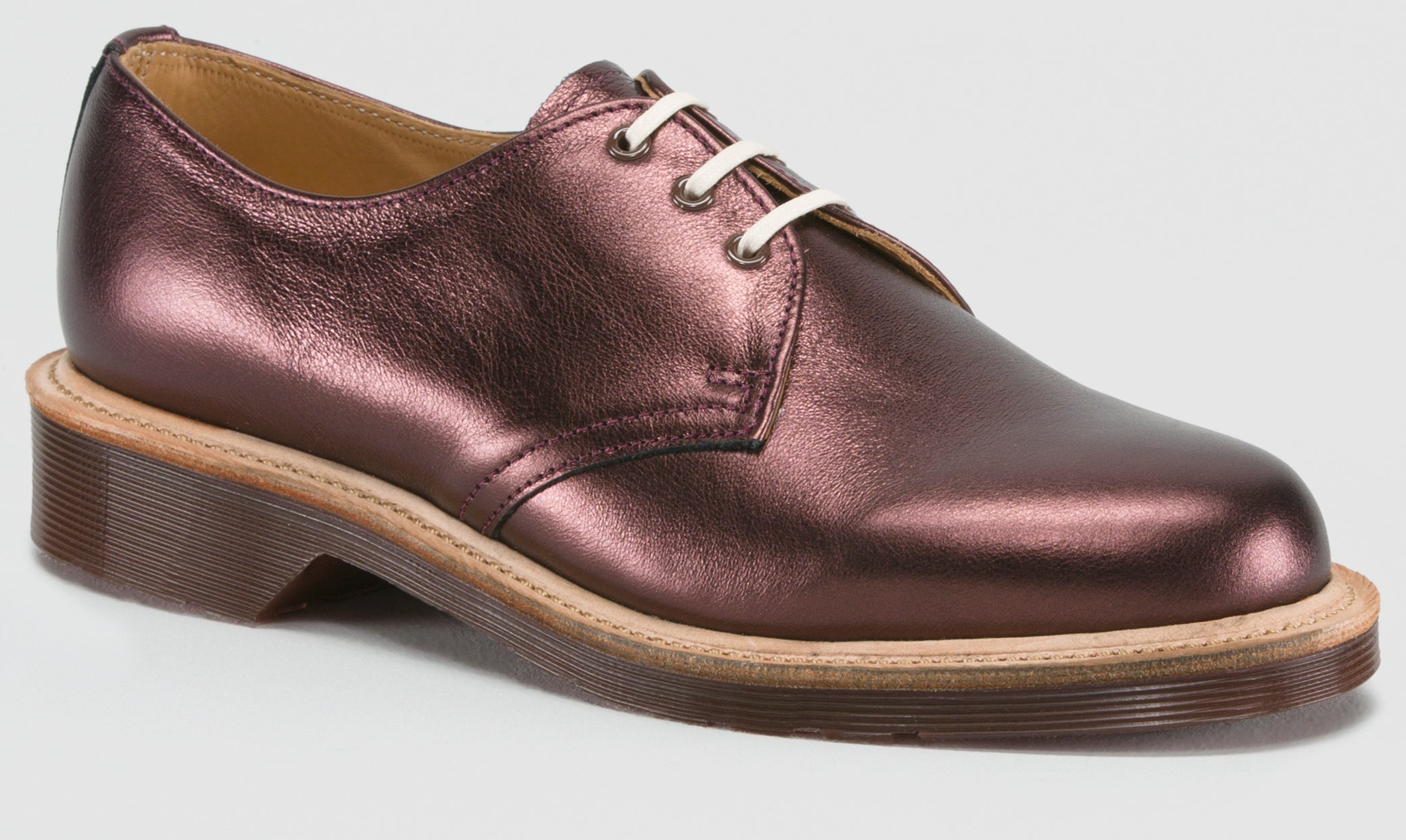 Dr. Martens 1461 Cherry Red Smooth Leather Unisex Oxford Shoes - Perfect for Casual Wear, Work & Punk Fashion