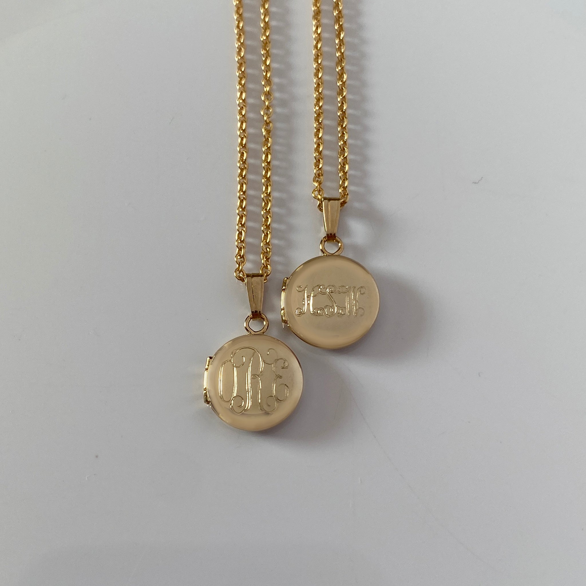 14K Gold Filled Round Locket Necklace for Baby - Engravable Keepsake Jewelry Gift for Newborns, Christening & First Birthday - Perfect for Special Occasions & Photo Pendants