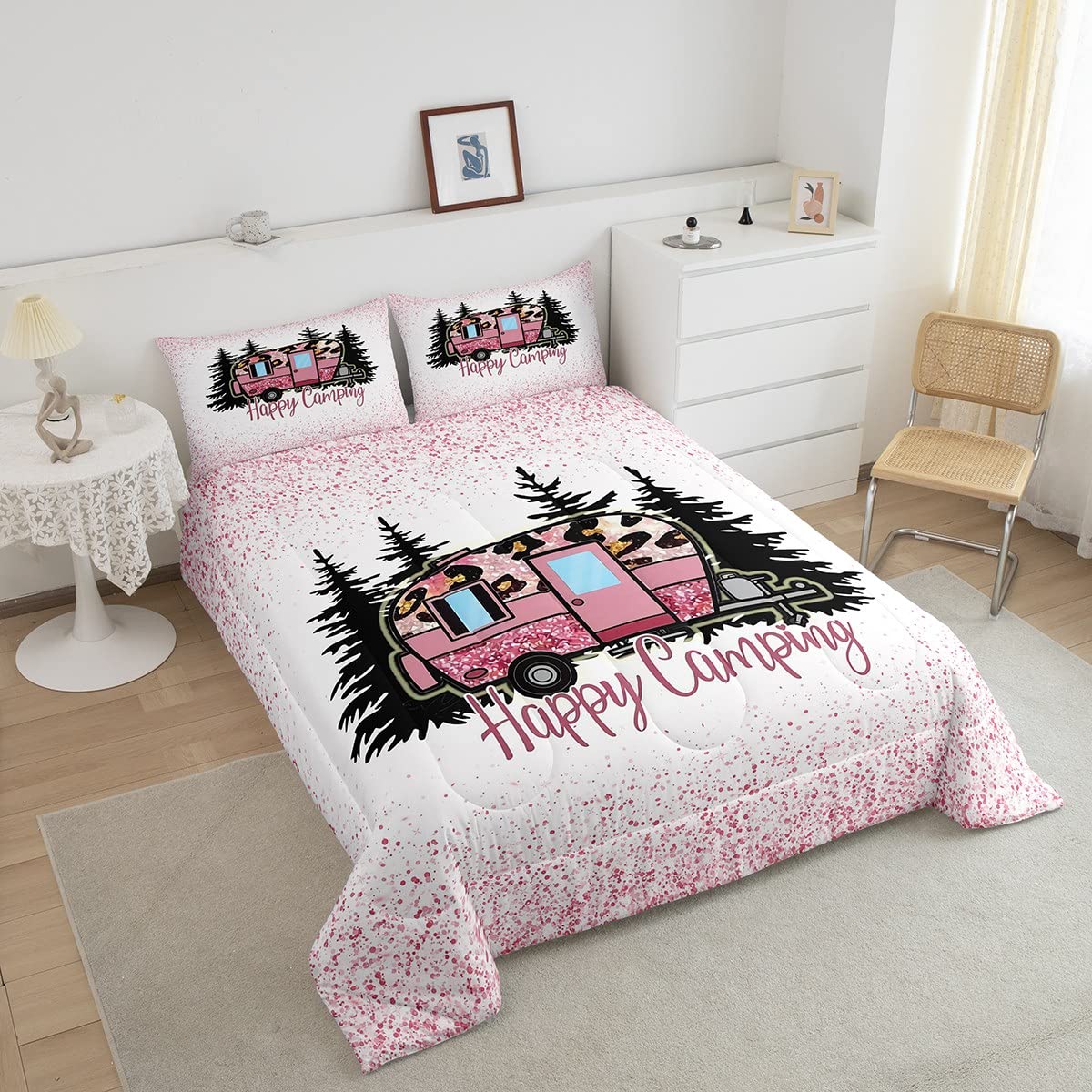 Happy Camping Comforter Set Twin Size - Cartoon Camper Car Design, Farmhouse Nature Theme, Down Alternative Duvet Quilt with 1 Pillowcase (Pink & White) - Perfect for Kids' Bedroom, RV Camping & Cozy Cabin Decor