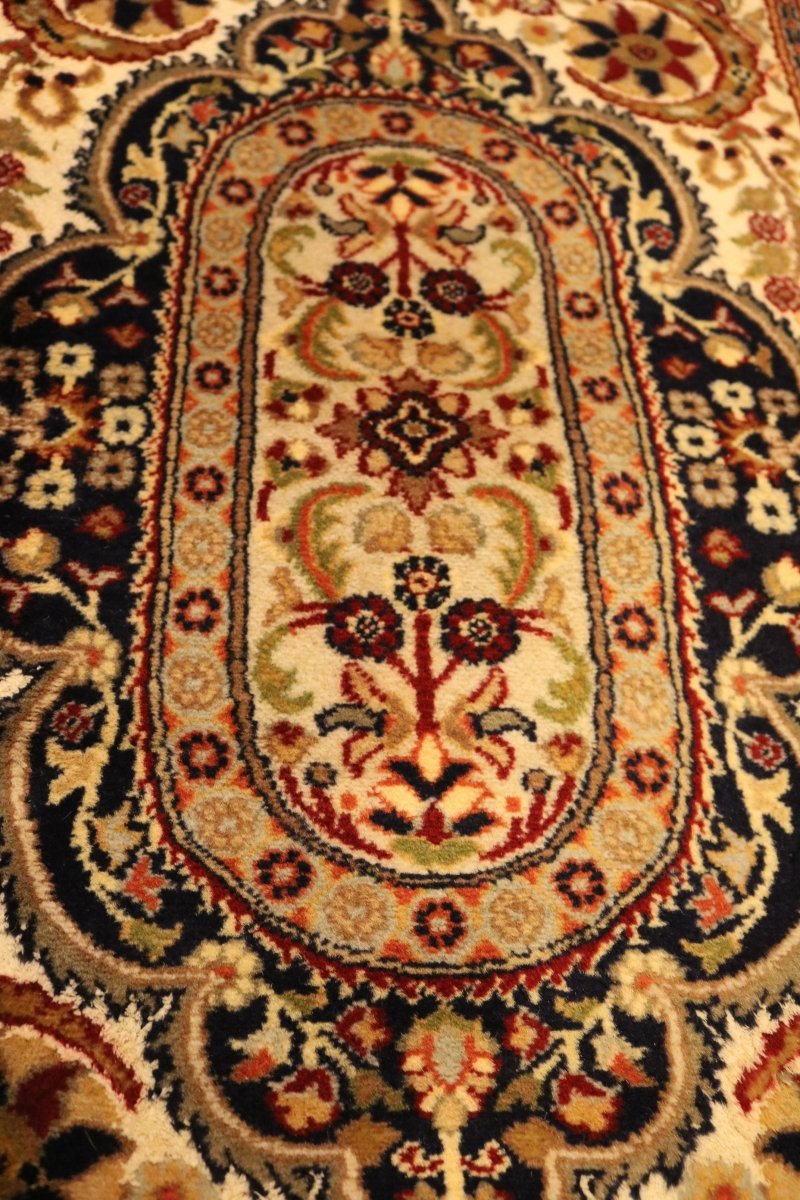 Handmade Pakistani Double Knot Wool Runner Rug 2.6x8 Feet - Traditional Oriental Carpet for Hallway, Entryway & Staircase Decor