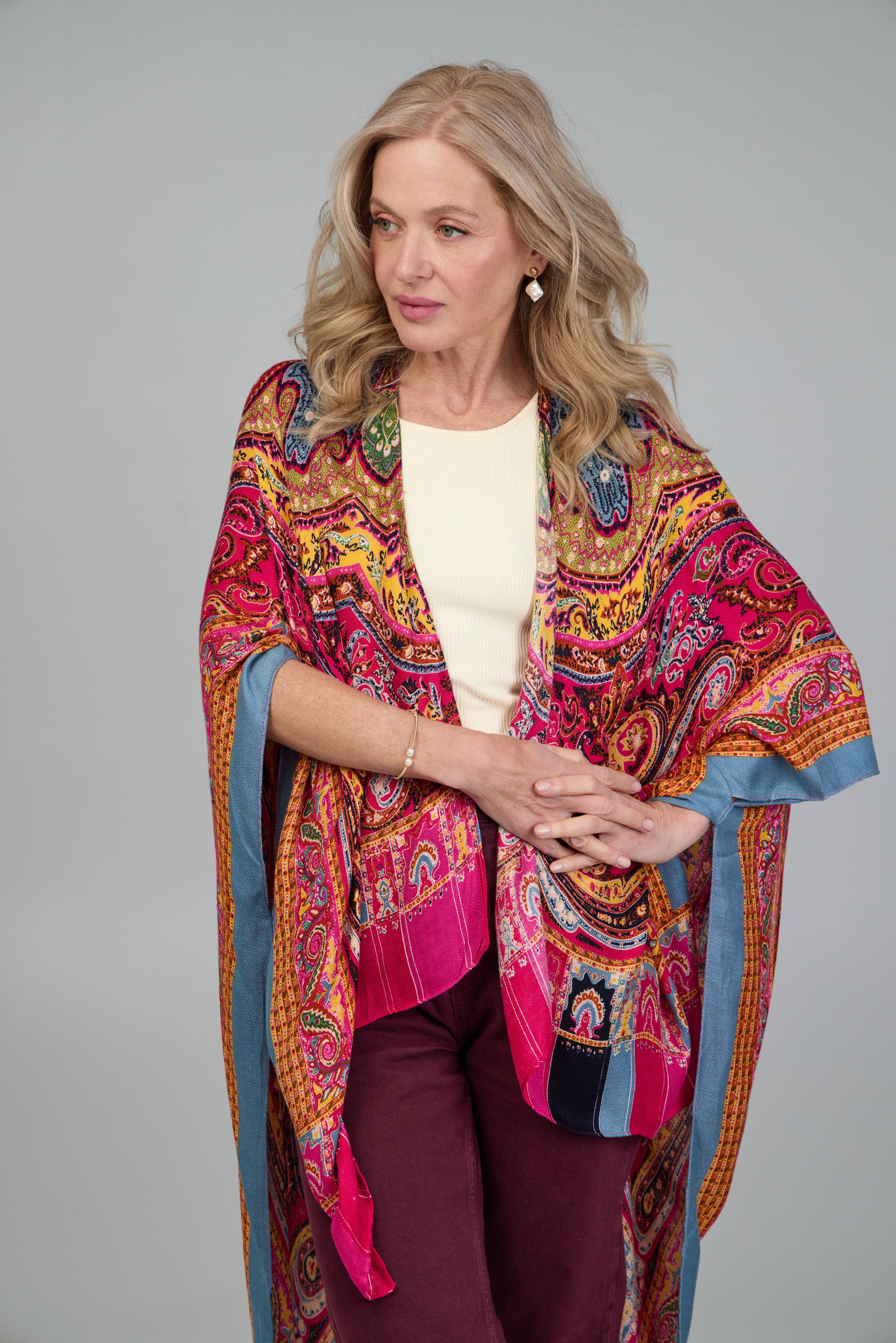 Bohemian Paisley Print High Low Kimono - Flowy Long Sleeve Open Front Cover Up for Women - Perfect for Beach, Festival & Lounge Wear