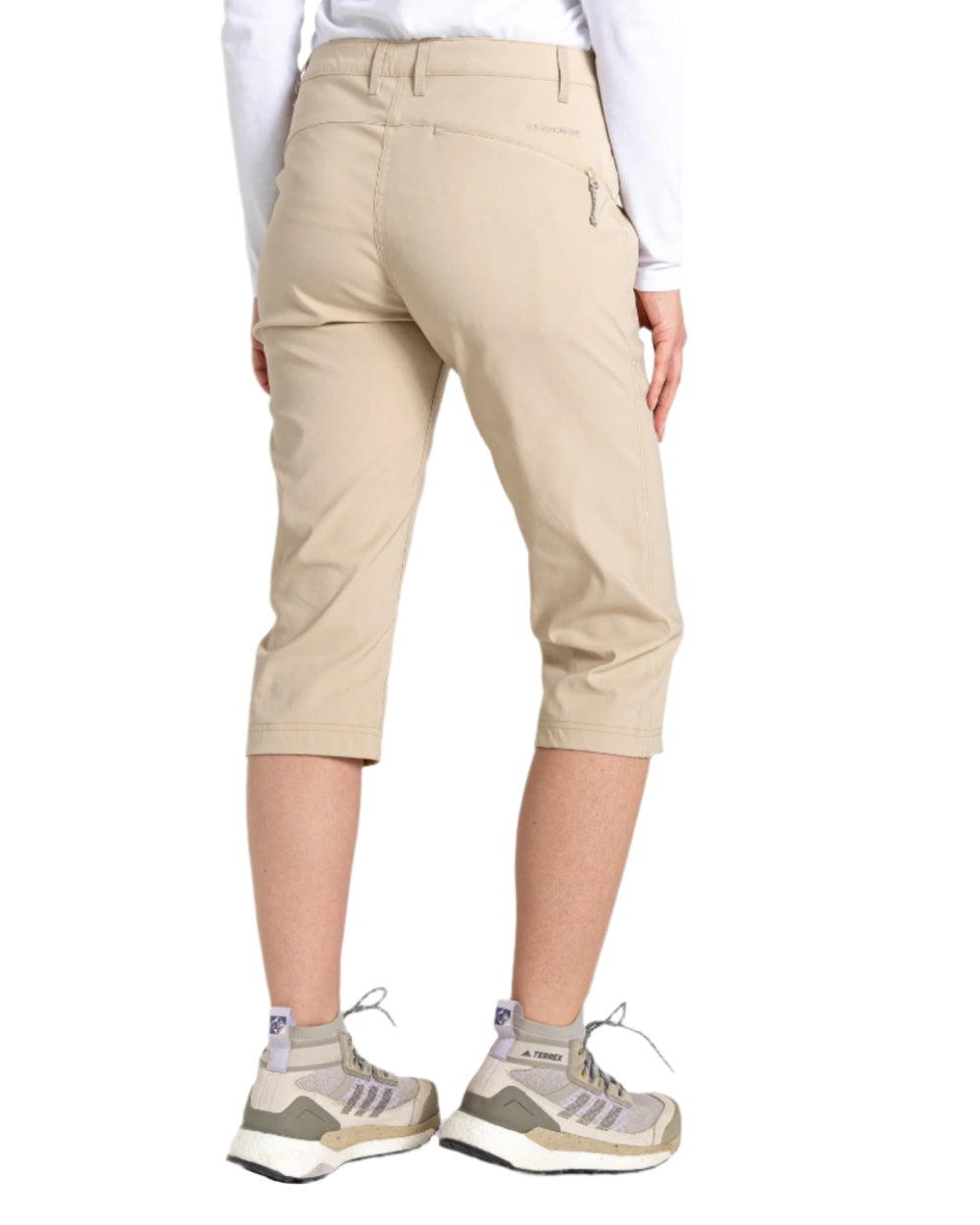 Craghoppers Kiwi Pro Crop II Trousers - Women's Outdoor Hiking Pants with UPF 50+ Sun Protection & Quick-Dry Fabric - Perfect for Hiking, Travel & Adventure Activities