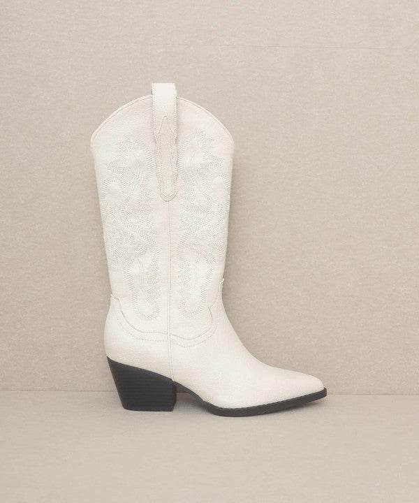 Amaya Classic Western Boots for Women - Genuine Leather Cowboy Boots with Comfortable Fit - Perfect for Rodeo, Country Music Festivals & Western Fashion