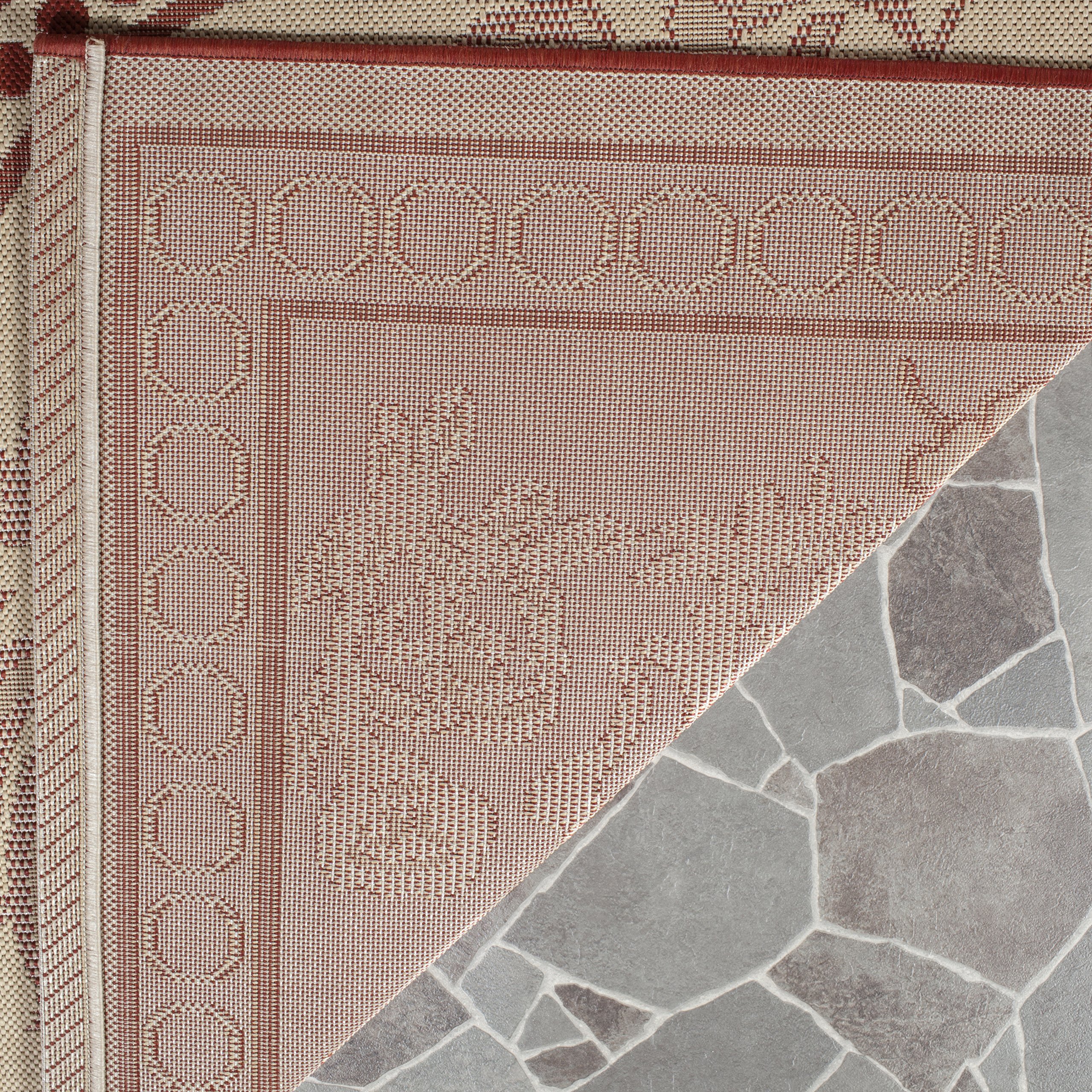 SAFAVIEH Courtyard Collection 6'7