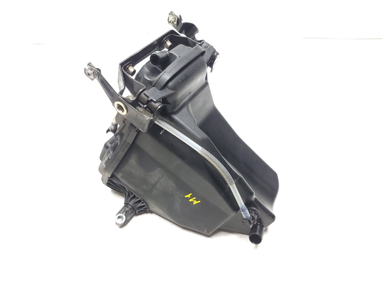 Genuine OEM BMW K1200R K1200 Oil Tank 7674843 10 - Replacement Part for 2005-2008 BMW Motorcycles | Perfect for Engine Maintenance & Oil System Repairs