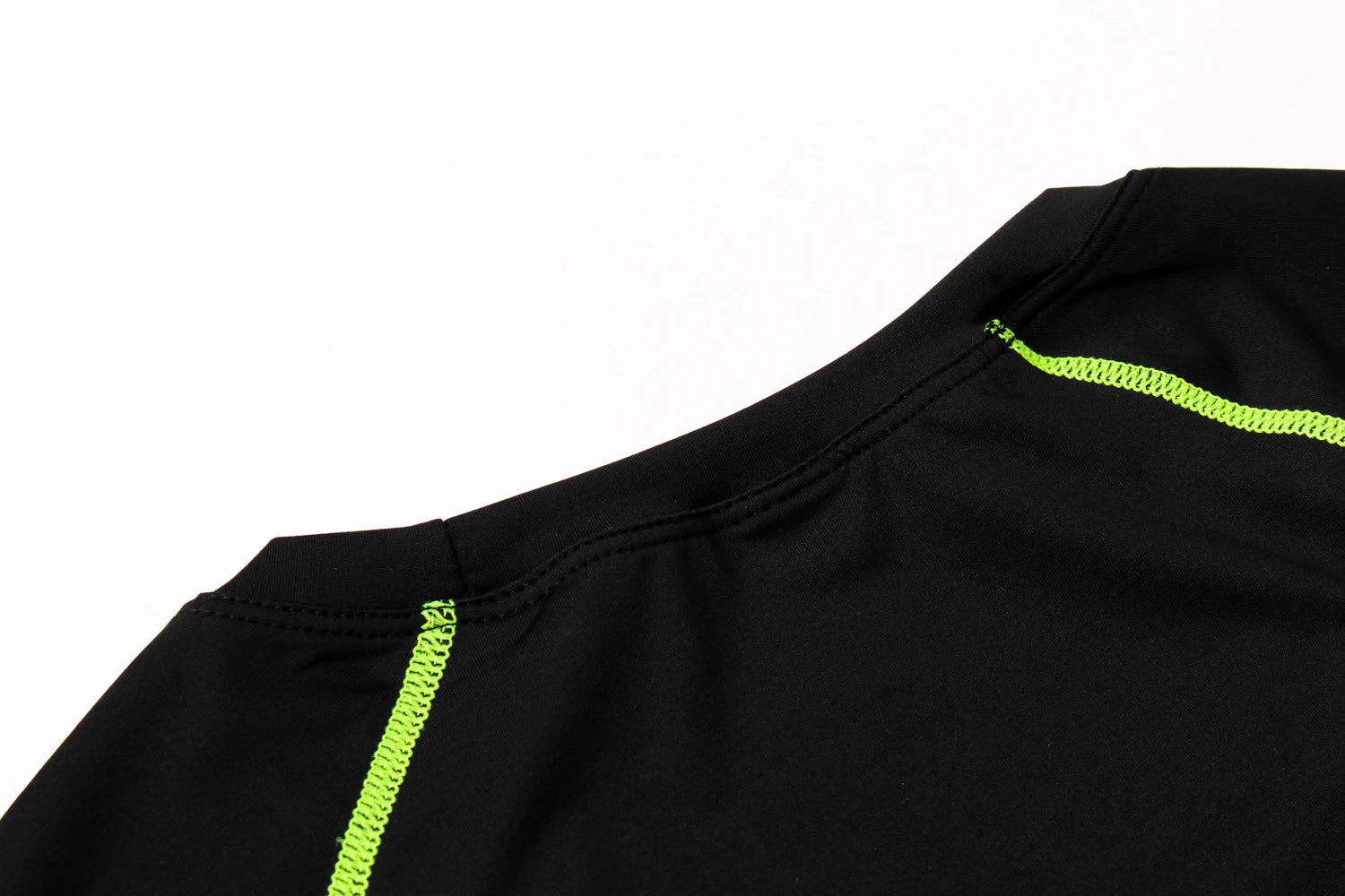 Quick Dry Running Shirt for Men - Moisture Wicking Fitness & Gym Workout T-Shirt - Breathable Short Sleeve Compression Top for Bodybuilding, Jogging & Training - Ideal for Sports, Exercise & Active Lifestyle