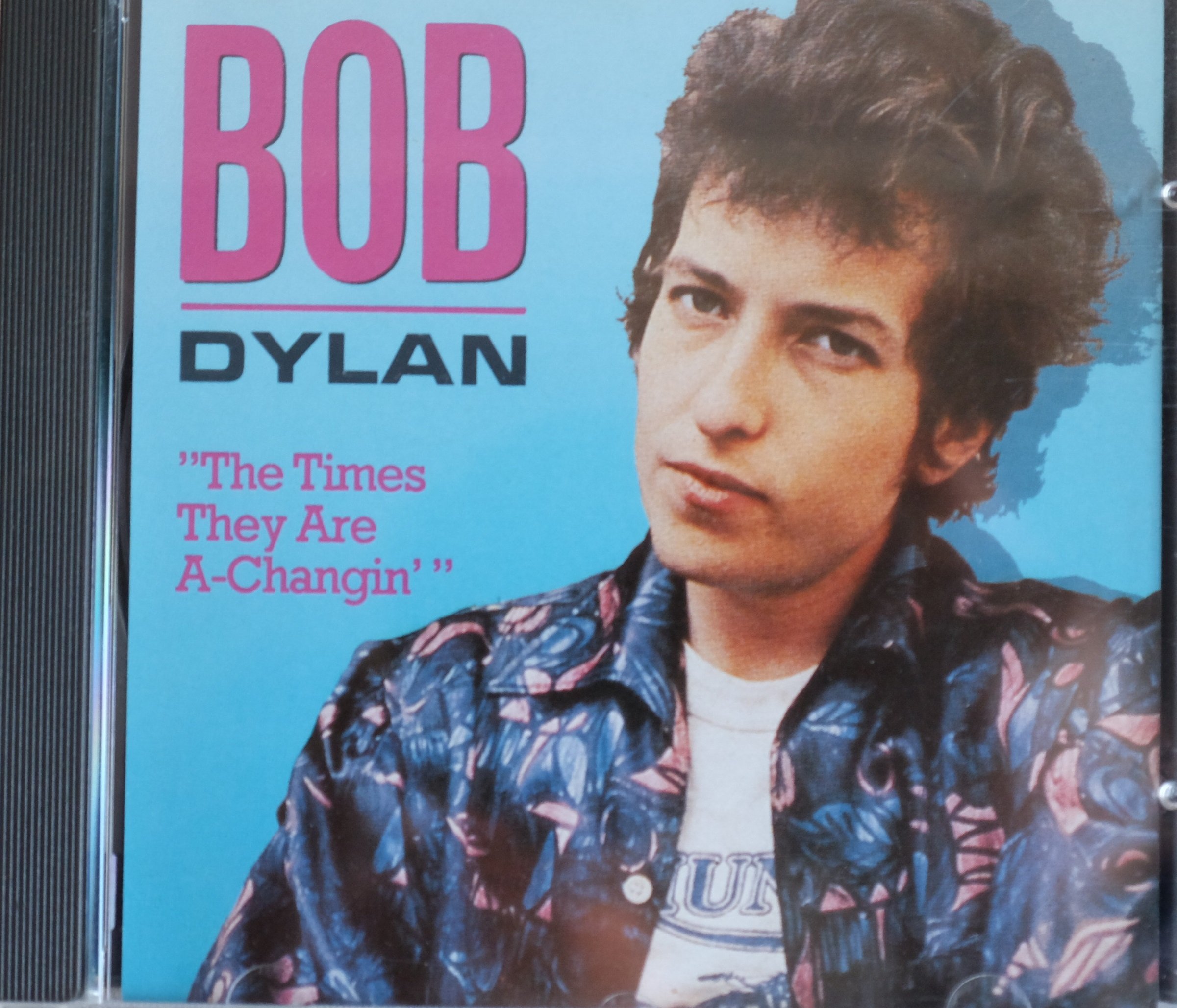 Times Are Changing - Classic Bob Dylan Inspired T-Shirt for Music Lovers & Vintage Style Enthusiasts | Perfect for Concerts, Gifts & Casual Wear