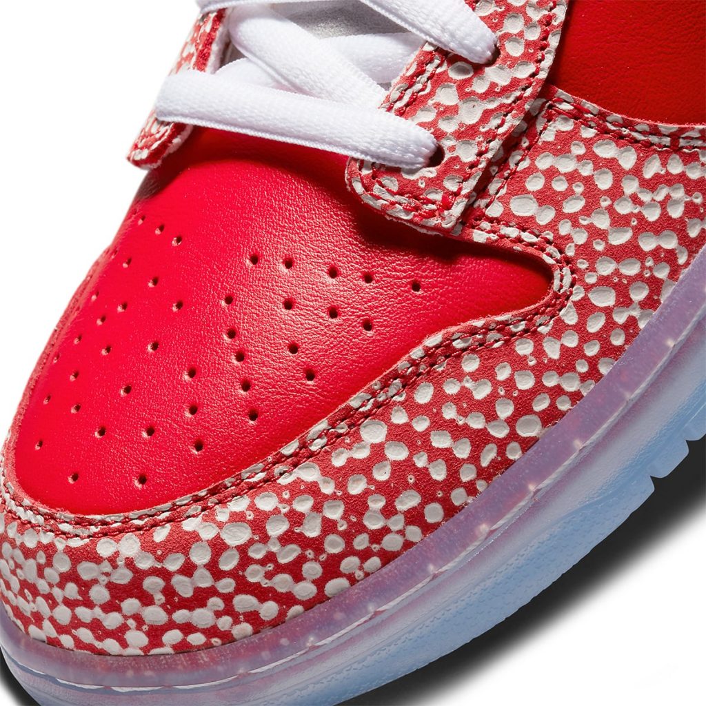 Nike Dunk SB Low Stingwater 