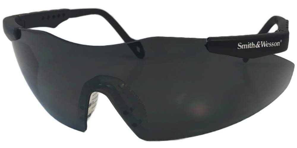 Smith and Wesson Magnum Safety Glasses with Smoke Lens & Cleaning Bag - ANSI Z87.1 Certified Protective Eyewear for Shooting, Construction & DIY Projects