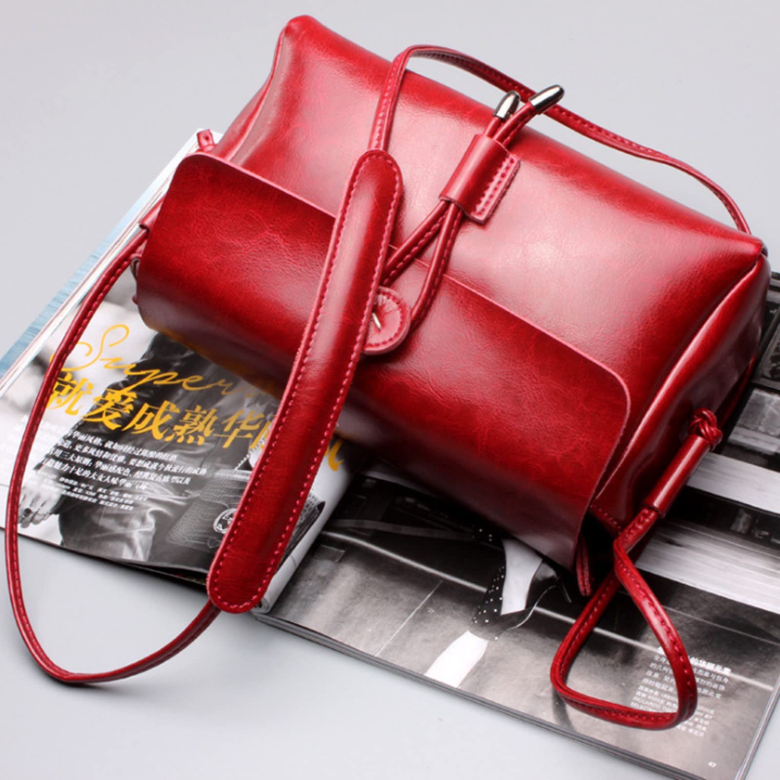 2022 Genuine Leather Women's Shoulder Bag - Small Cowhide Crossbody Purse for Everyday Use, Work & Travel | Fashionable Handbag for Women