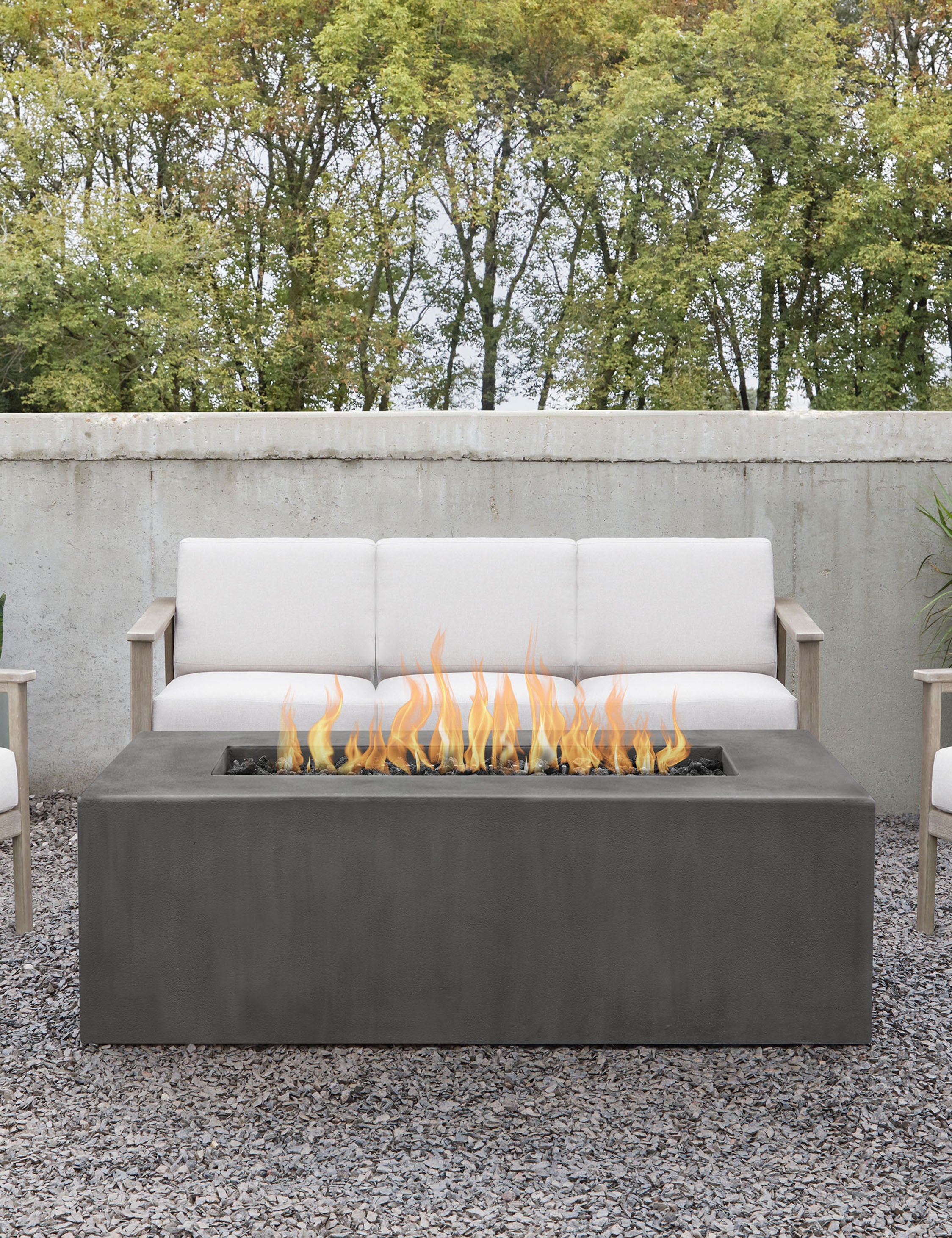 Auberon Outdoor Fire Table - Modern Fire Pit for Patio, Deck, Backyard - Perfect for Camping, BBQ, and Relaxing Evenings