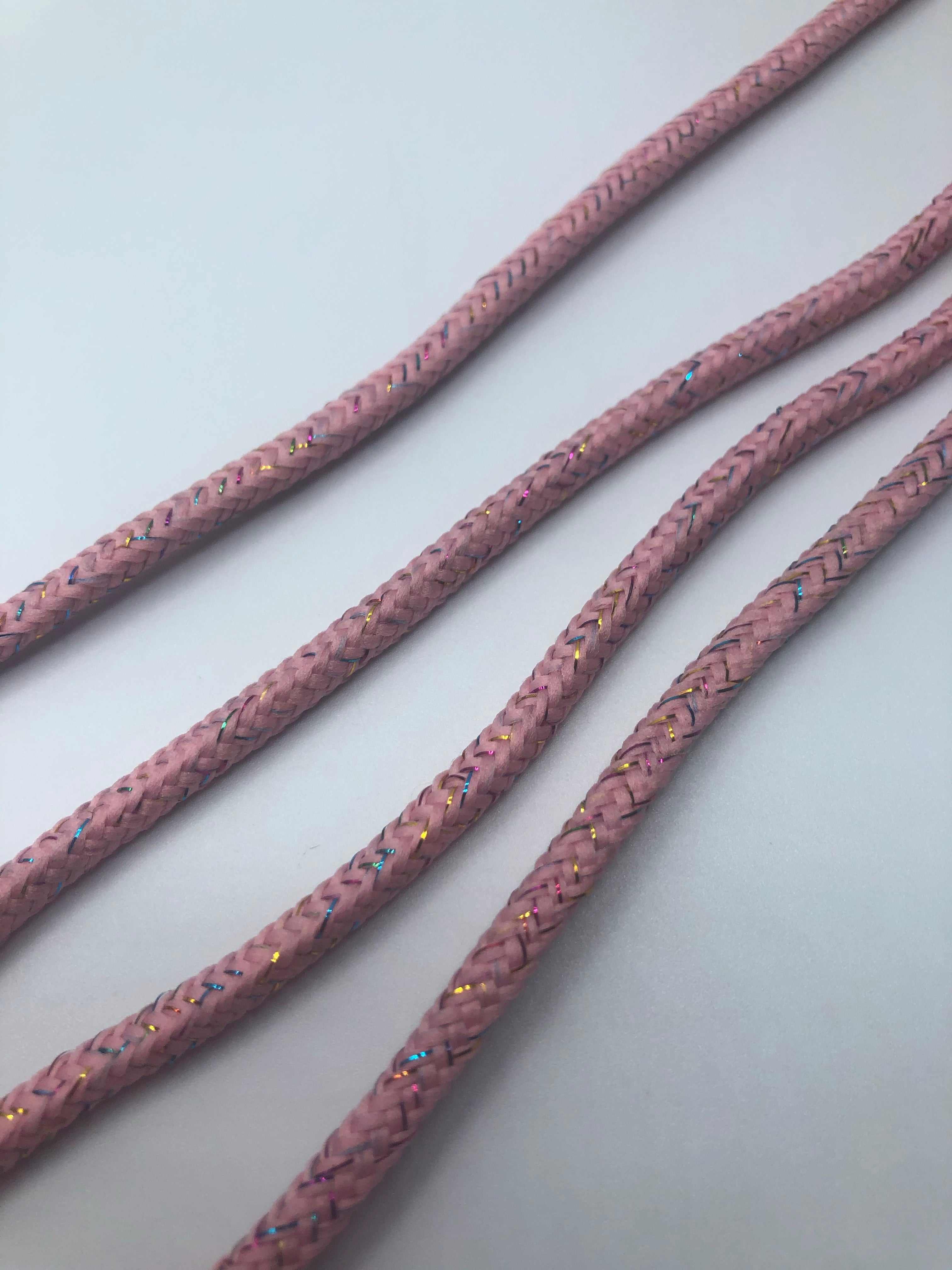 Sparkly Round Shoelaces for Women - Soft Pink Glitter Shoe Laces - Perfect for Sneakers, Running Shoes & Fashion Accessories