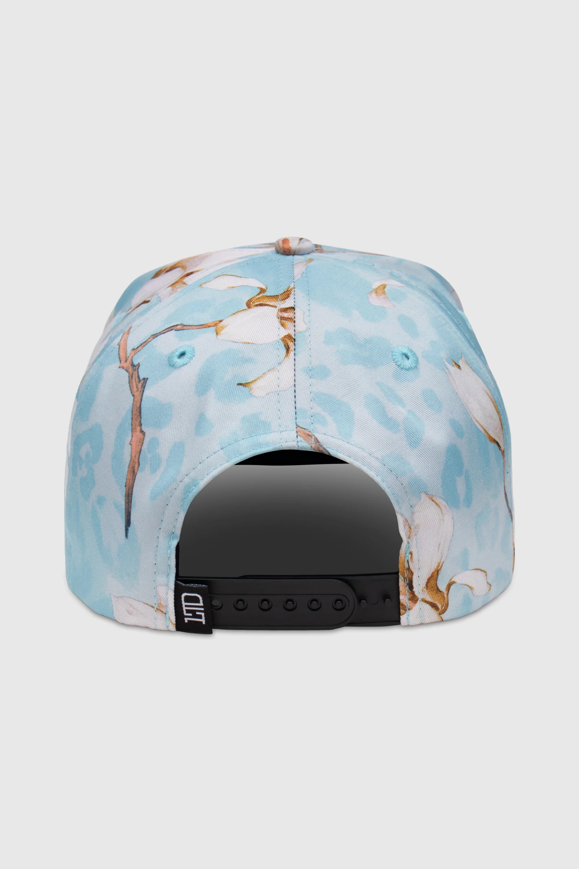 Curved Logo Snapback Hat - Adjustable Baseball Cap for Men & Women - Stylish & Comfortable - Perfect for Sports, Outdoor Activities & Casual Wear