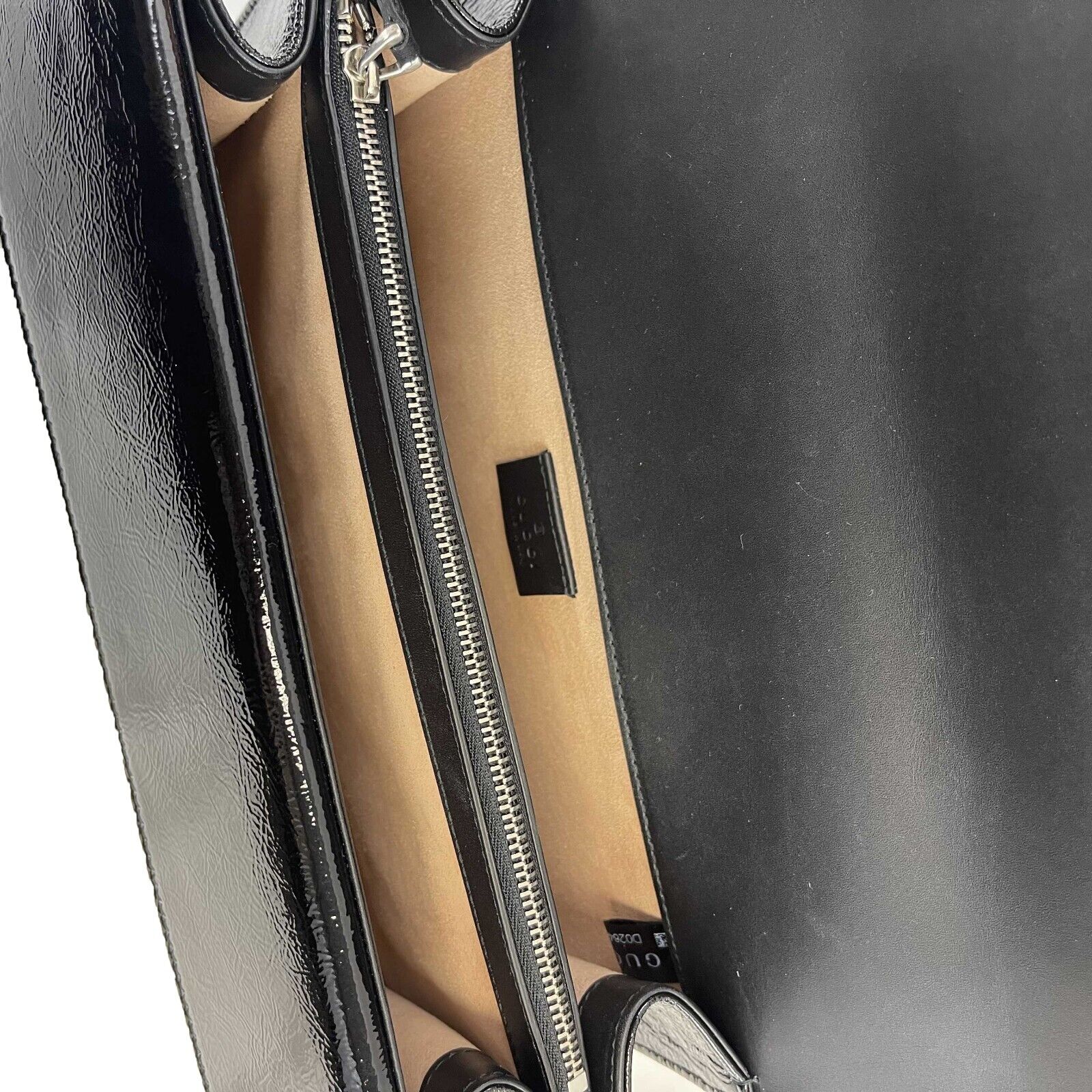 Gucci GG Dionysus Small Shoulder Bag in Black & Silver Velvet Embossed Leather - Perfect for Evening Events, Parties & Luxury Fashion Accessories
