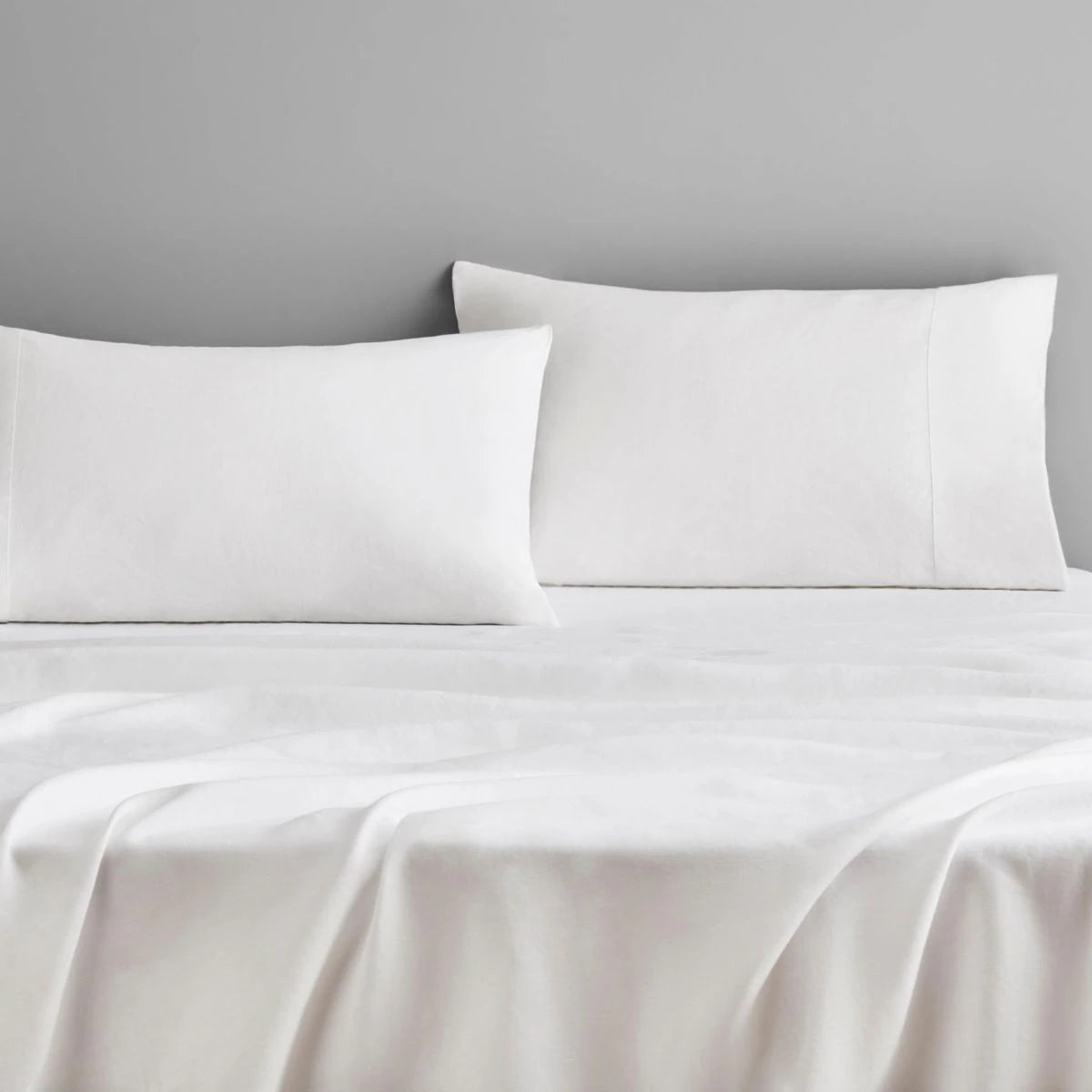 Sheridan Abbotson 100% Pure White Linen Flat Sheet - Queen Size, Soft & Breathable Bed Sheet for Comfortable Sleep, Perfect for Master Bedroom, Guest Room & Vacation Homes