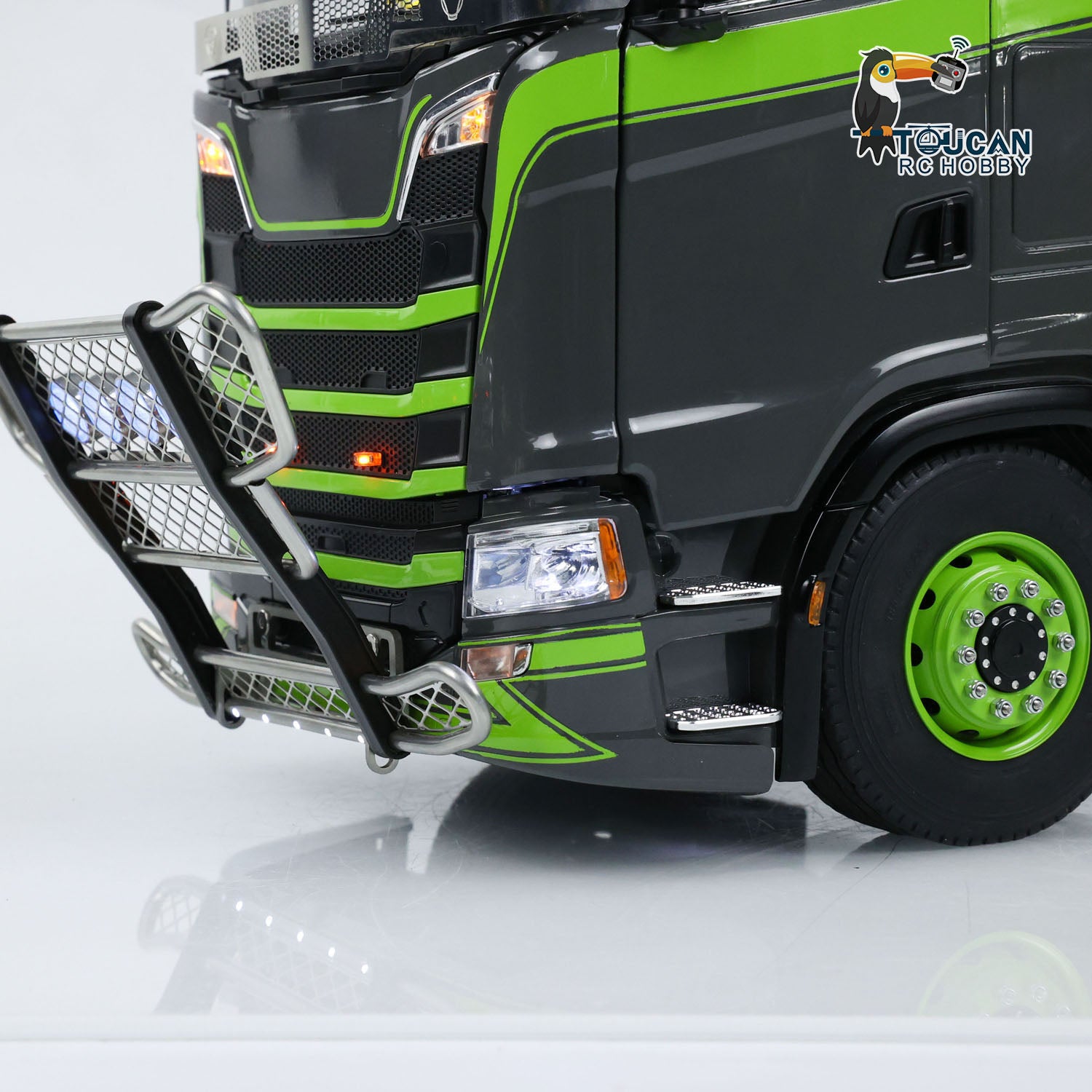 Toucan Metal 6X6 Chassis 1/14 Scale RC Tractor Truck with 770S Hydraulic Crane - DIY Remote Control Lorry for Construction Simulation & Off-Road Play