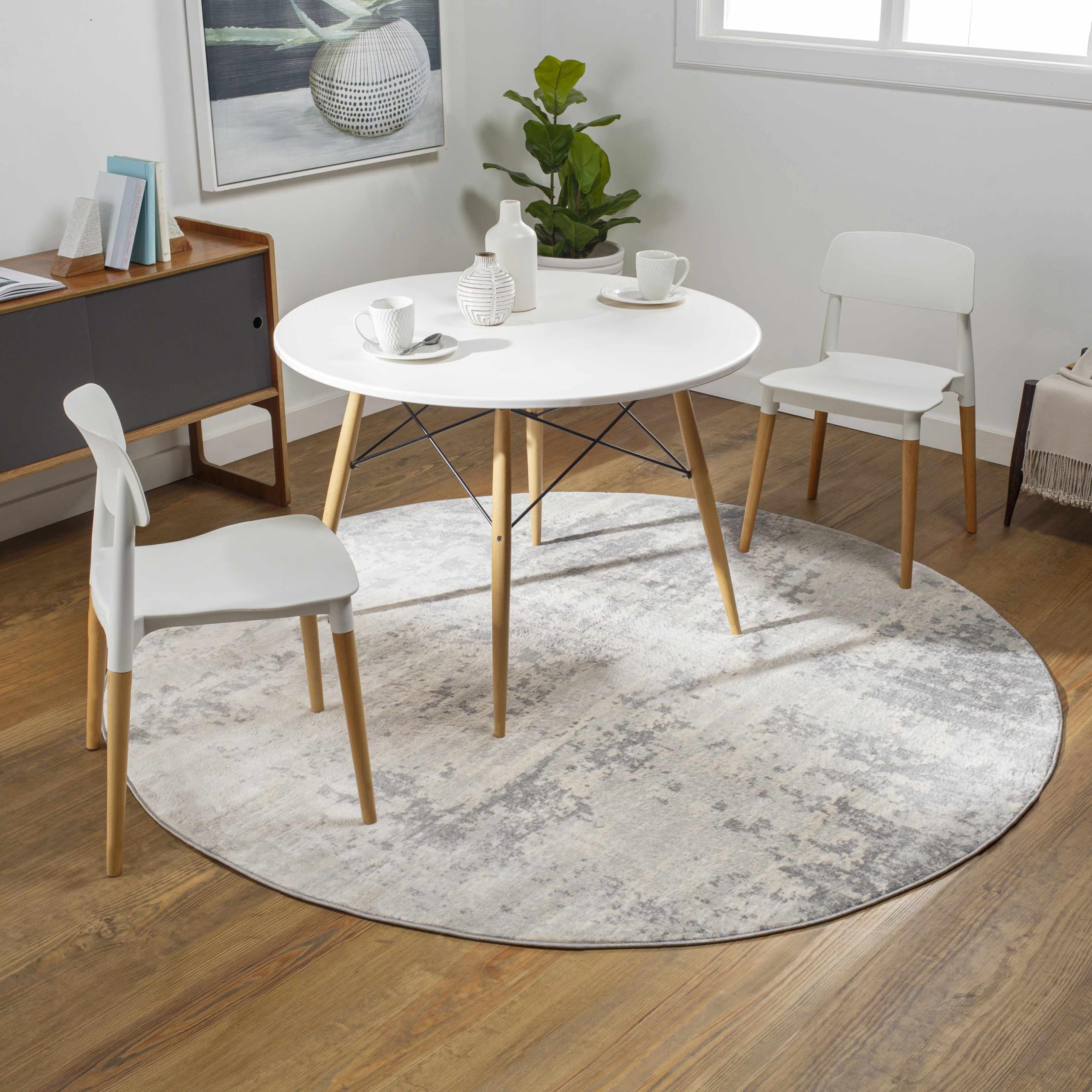 Hauteloom Apison Modern Round Area Rug 7'10