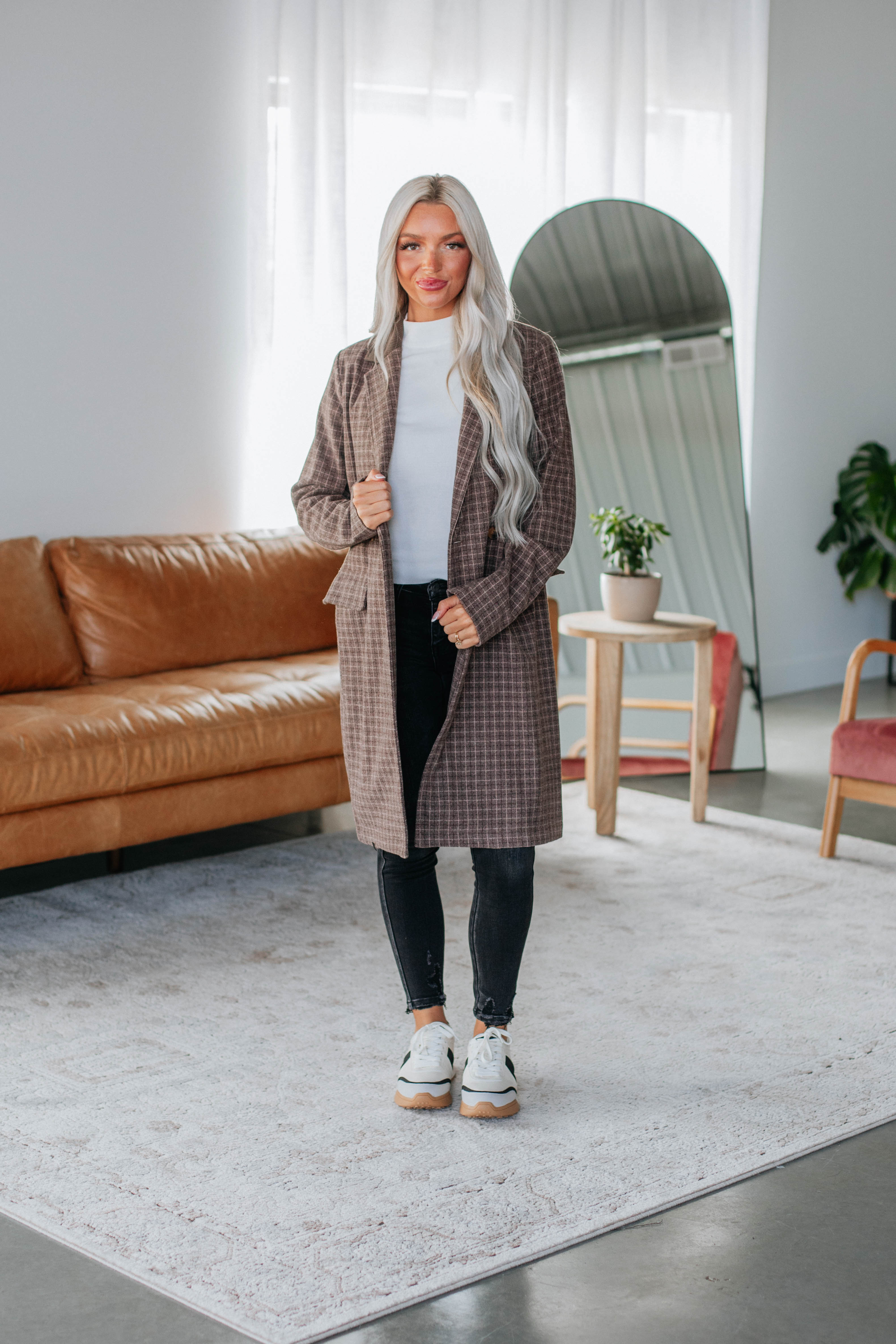 Stylish and Warm Winter Coat for Women - Perfect for Outdoor Activities and Cold Weather Fashion