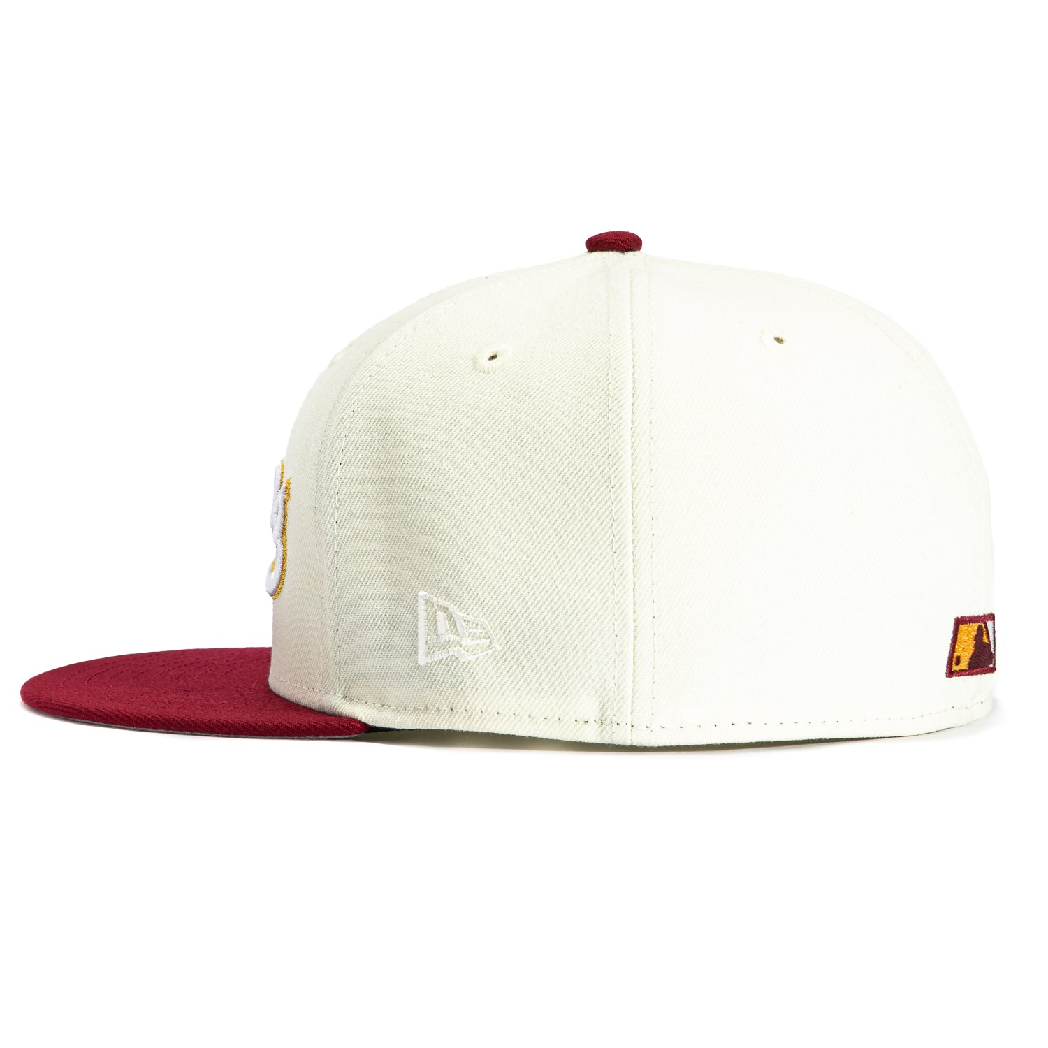 New Era 59Fifty Cleveland Indians 1948 Patch Script Baseball Cap - White & Cardinal Red - MLB Officially Licensed Snapback Hat for Men & Women - Perfect for Baseball Games, Sports Events & Streetwear Fashion