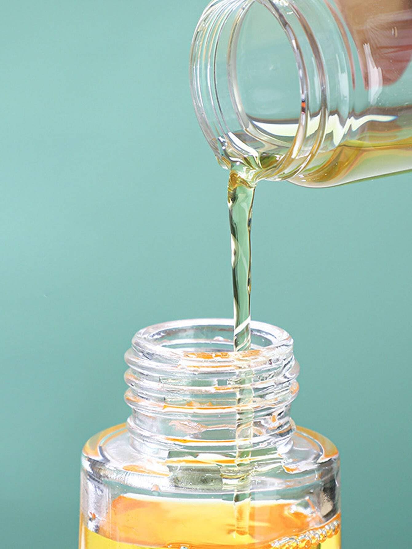 Premium Vrozty Oil Spray Bottle for Cooking & Air Fryer - 220ml Kitchen Oil Dispenser for Olive Oil, Vinegar, Salad Dressing - Perfect for BBQ, Grilling, Frying & Baking | Ideal for Home Kitchens, Restaurants & Outdoor Cooking