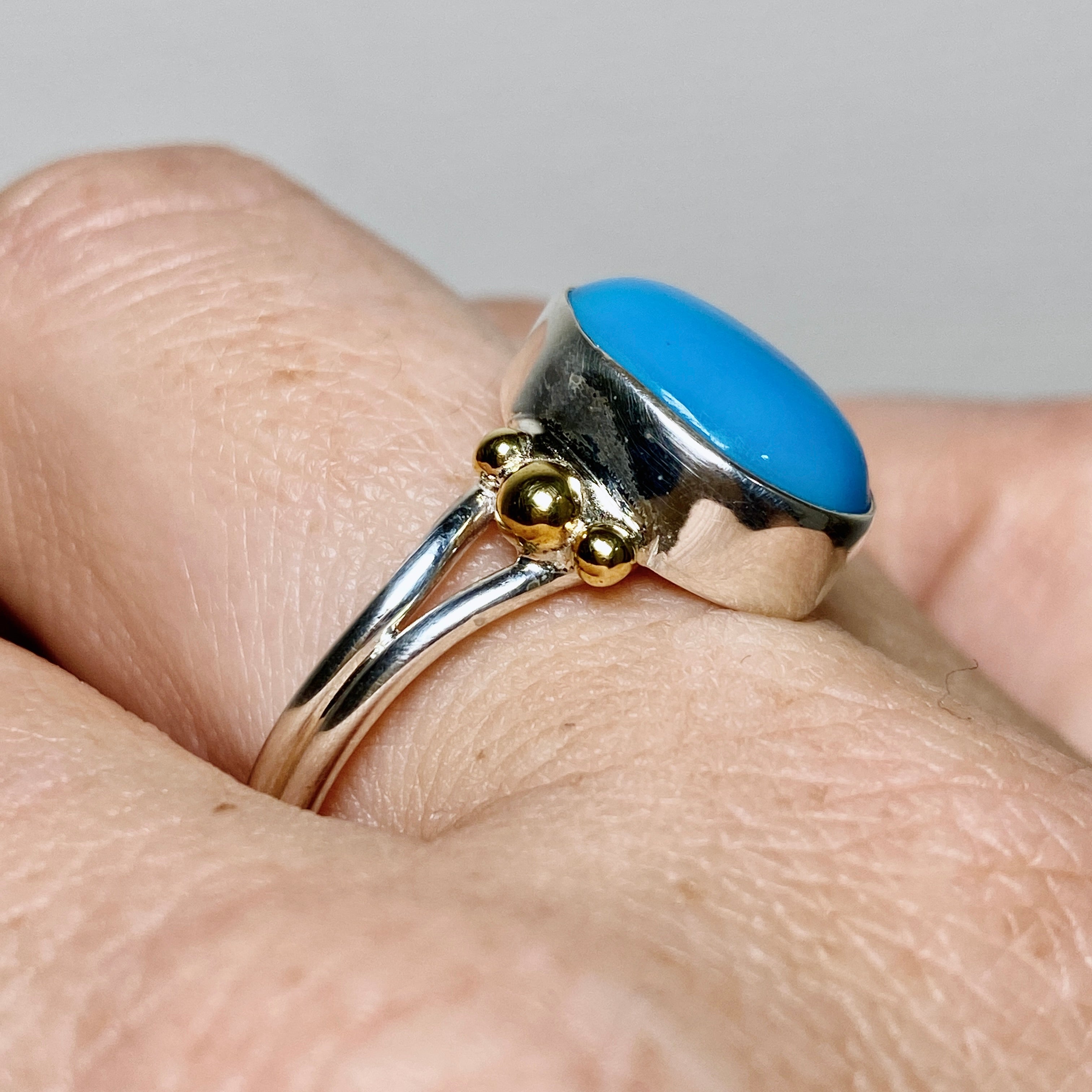 Arizona Turquoise Oval Cabochon Ring for Women - Size 10 Brass Accent Statement Jewelry KRGJ3406 - Perfect for Boho Fashion, Western Style & Everyday Wear