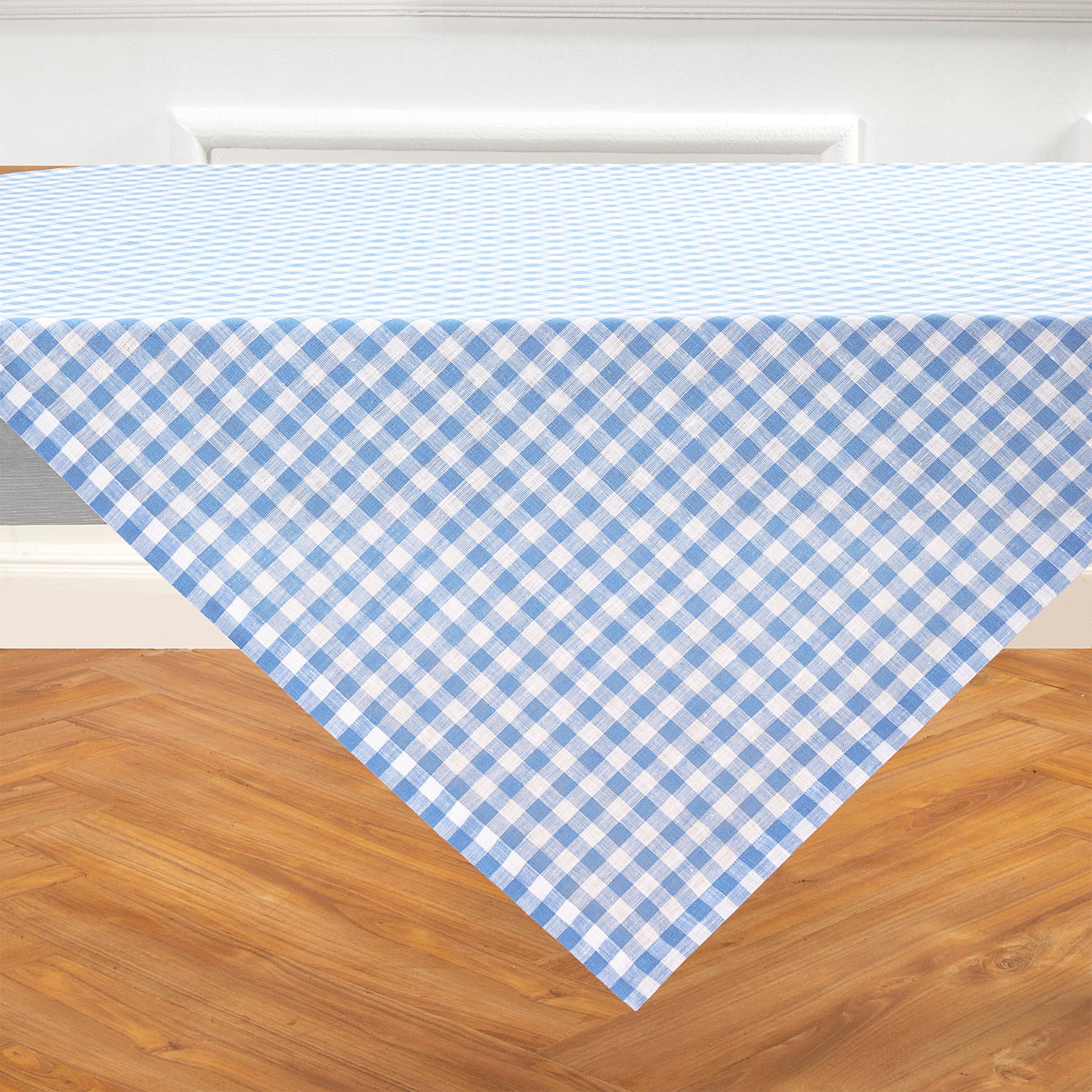 Classic Gingham Table Throw - Stylish Cotton Tablecloth for Dining, Picnics & Outdoor Events - Perfect for Kitchen, Party & Home Decor