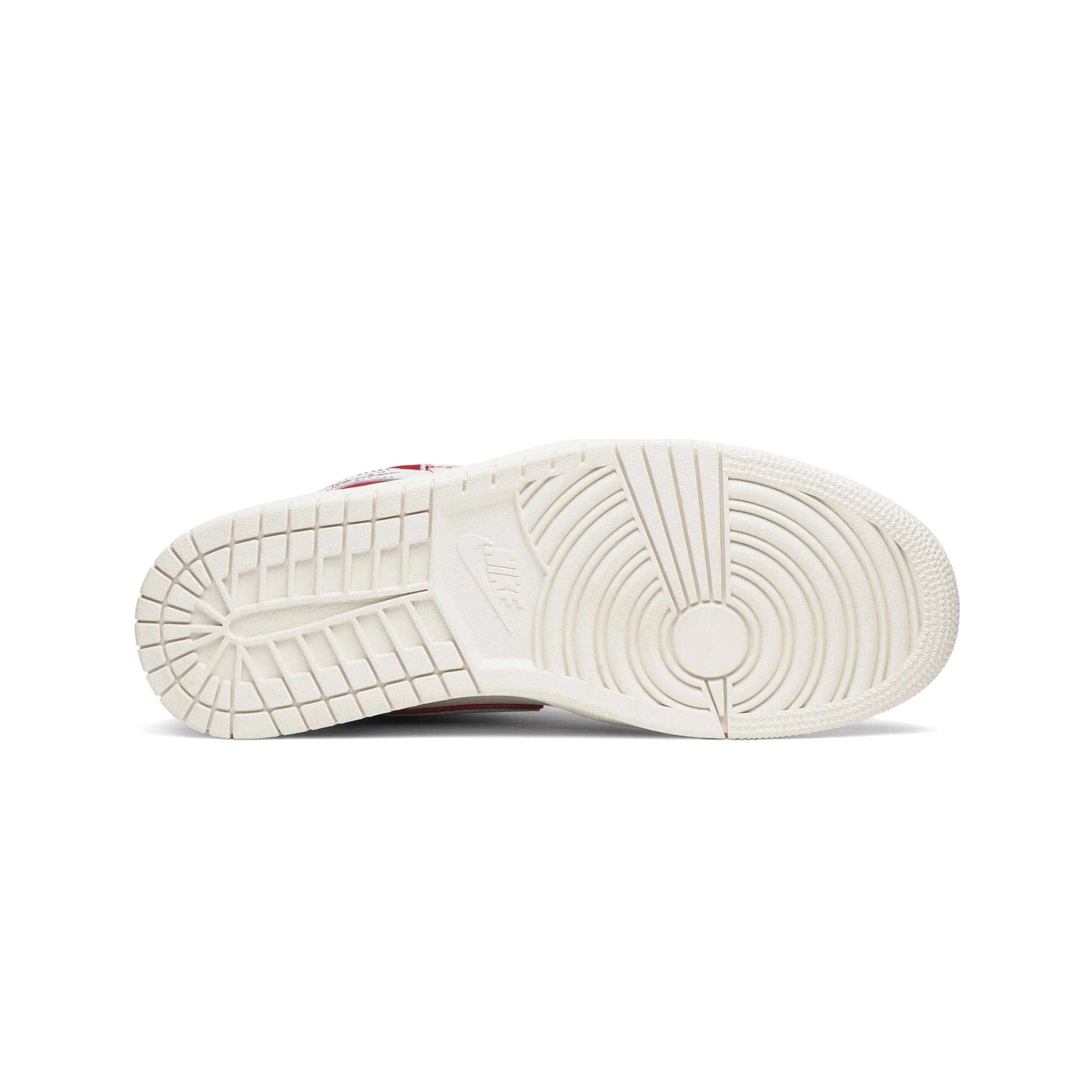 Air Jordan 1 Retro High 'Phantom Gym Red' Basketball Shoes (2019) - Men's Sneakers for Streetwear & Casual Style | Perfect for Basketball, Fashion & Everyday Wear