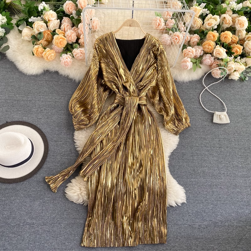 Golden Retro Autumn V-Neck Lace-Up Dress for Women - Vintage Floral Print Party Gown - Perfect for Fall Weddings, Date Nights & Special Occasions