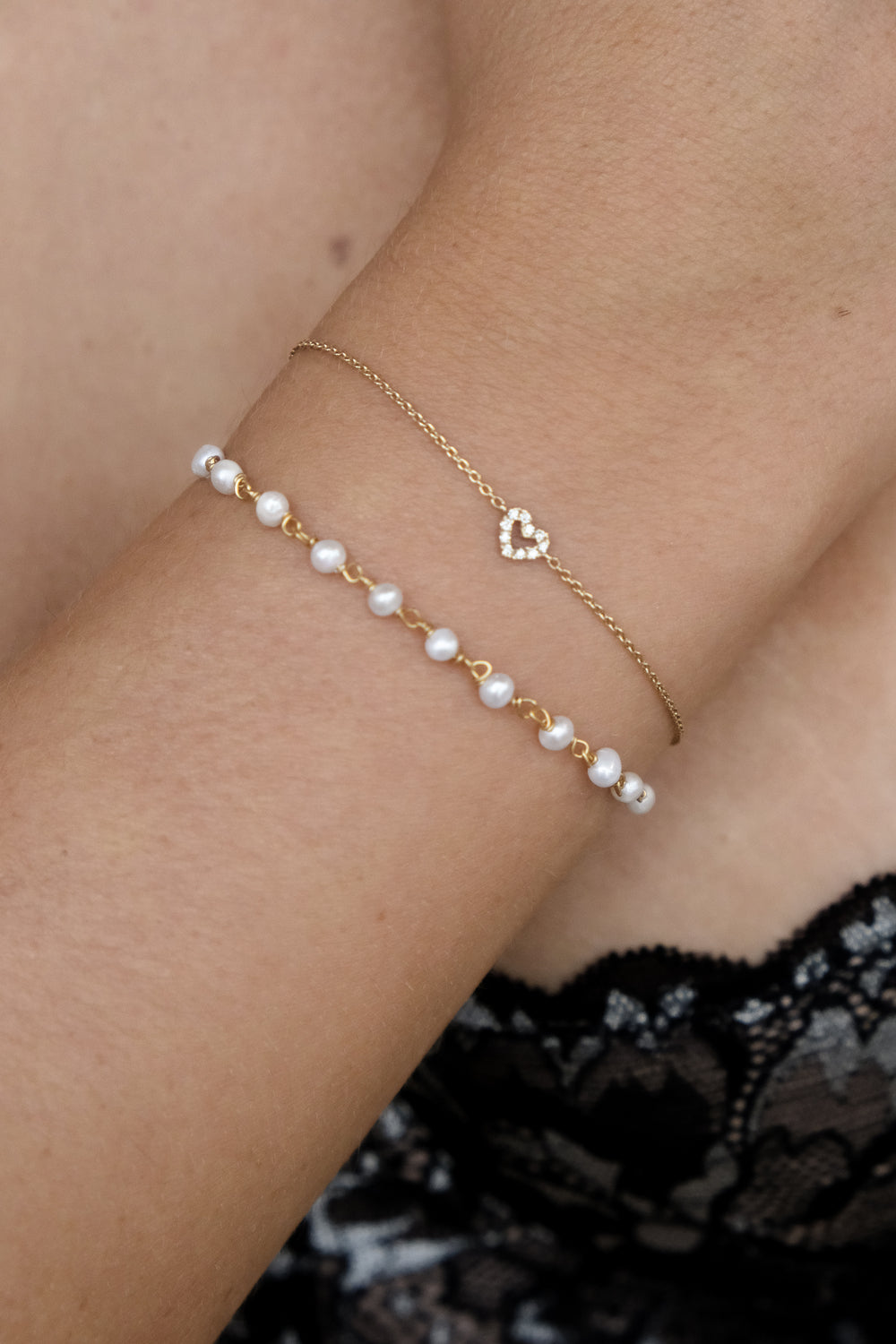 Solid Gold Diamond Heart Bracelet for Women - 14K Real Gold & Genuine Diamond Jewelry - Elegant Gift for Anniversary, Valentine's Day & Special Occasions