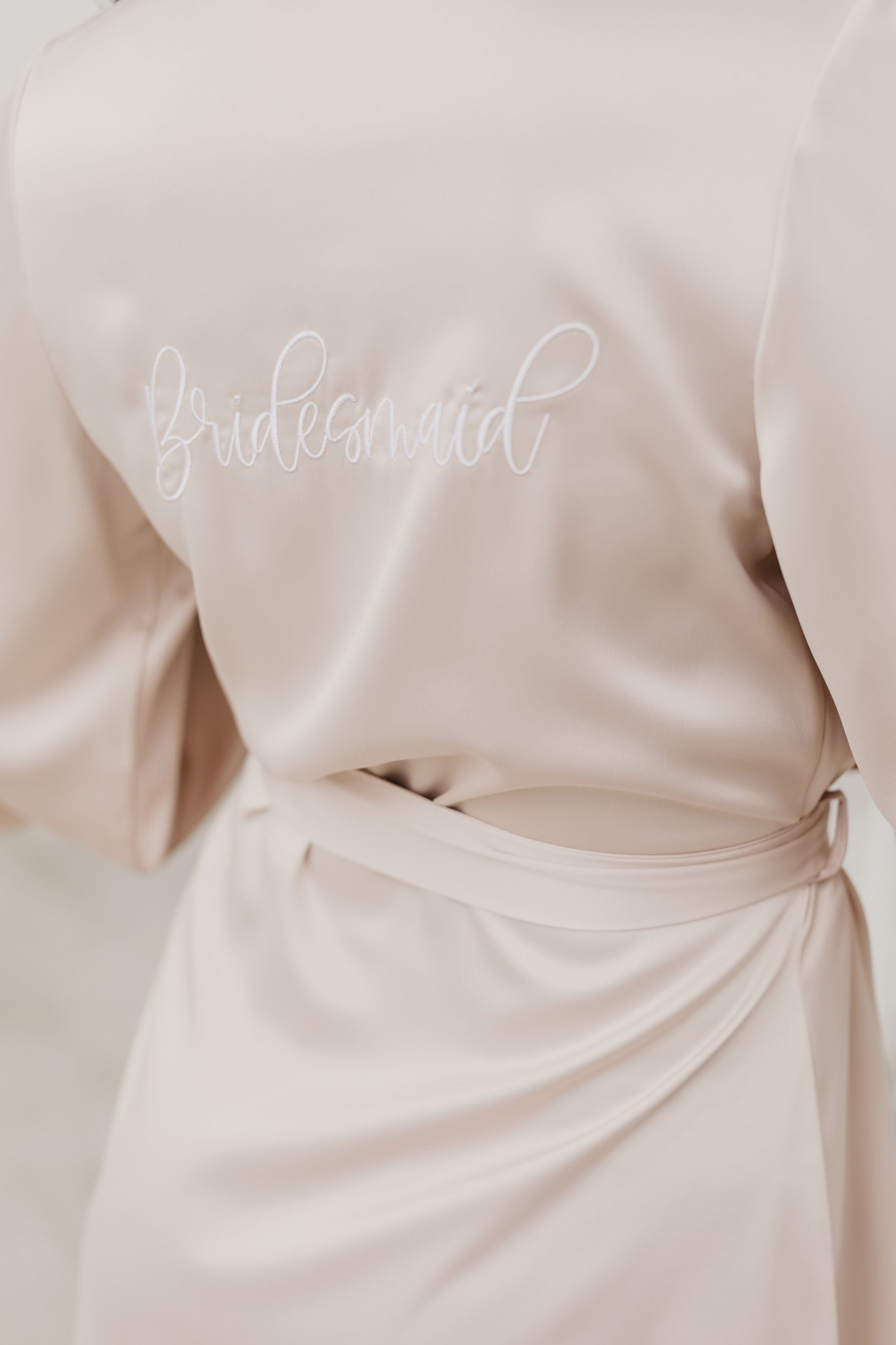 Willow Petal Hem Satin Trim Robe - Women's Elegant Lace Trimmed Bathrobe for Spa, Bridal & Luxury Loungewear