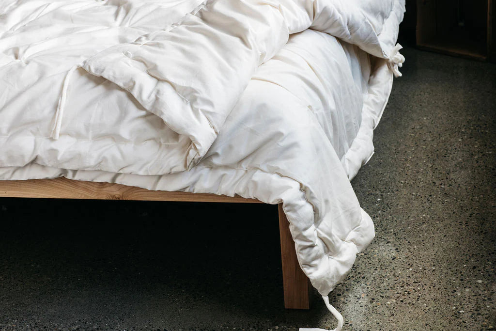Premium All-Season Wool Comforter - 100% Natural Merino Wool Bedding for Year-Round Comfort | Breathable, Temperature Regulating & Hypoallergenic | Perfect for Cold Winters & Cool Summers | Queen/King Size Bedding Essential