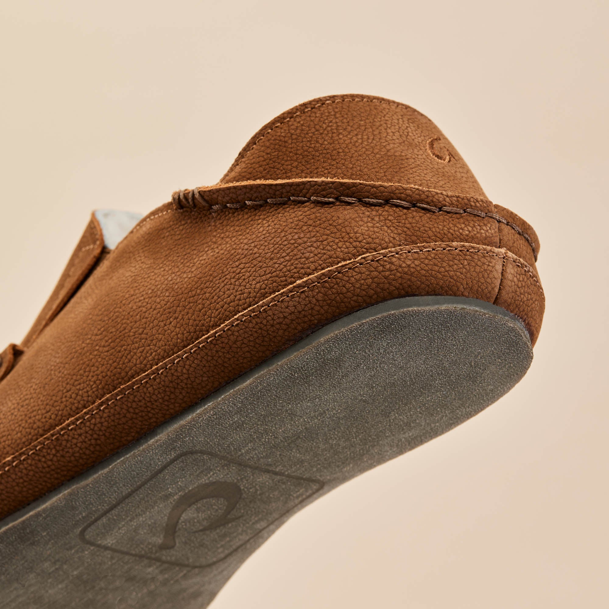 Premium MoloÄ Slippers with Authentic Kona Coffee Scent - Cozy Home & Spa Footwear for Relaxation & Comfort