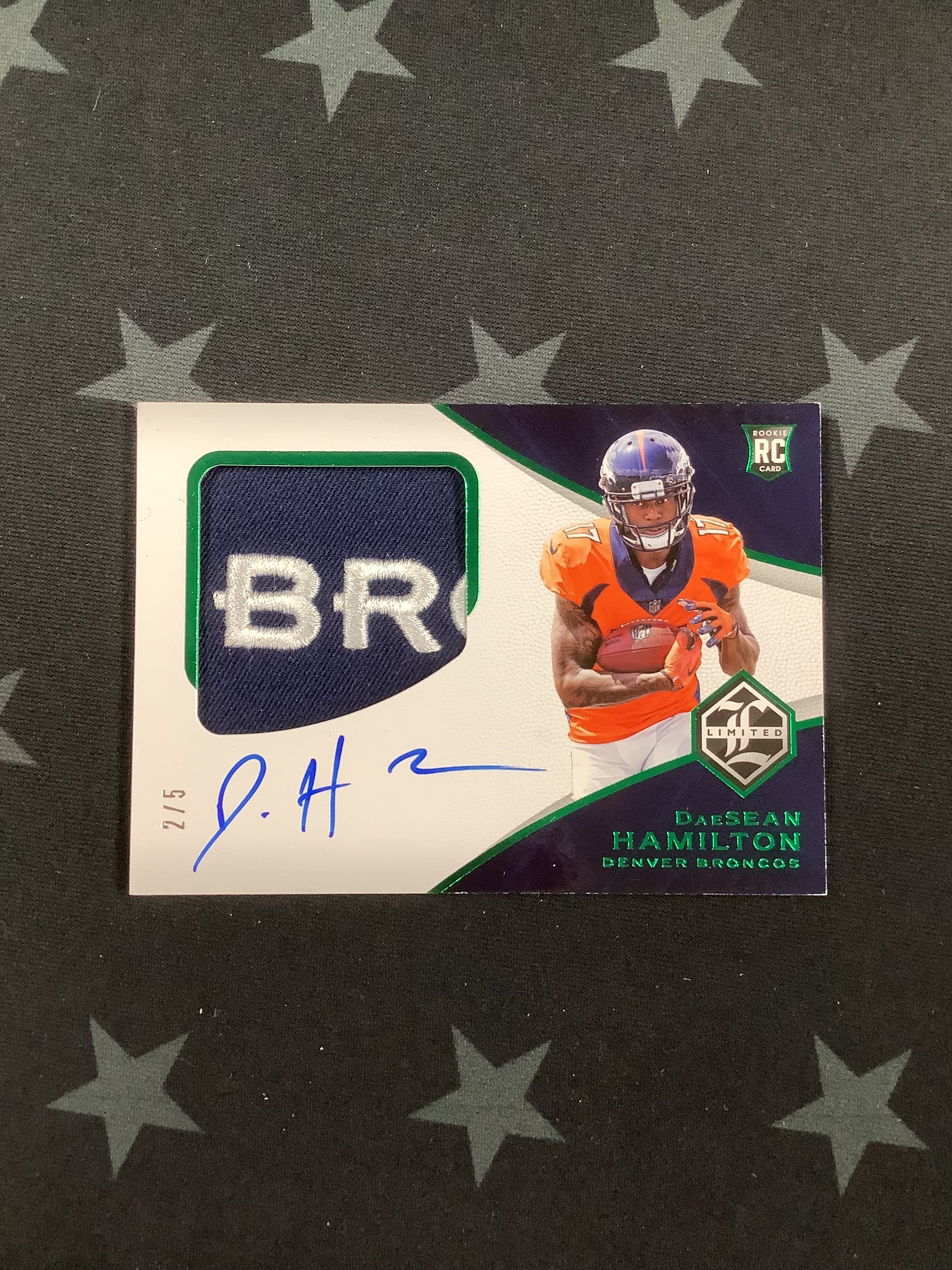 2018 Panini Limited Football Rookie Patch Auto Card - Daesean Hamilton Green #158/5 - Collectible Memorabilia for NFL Fans & Sports Card Enthusiasts