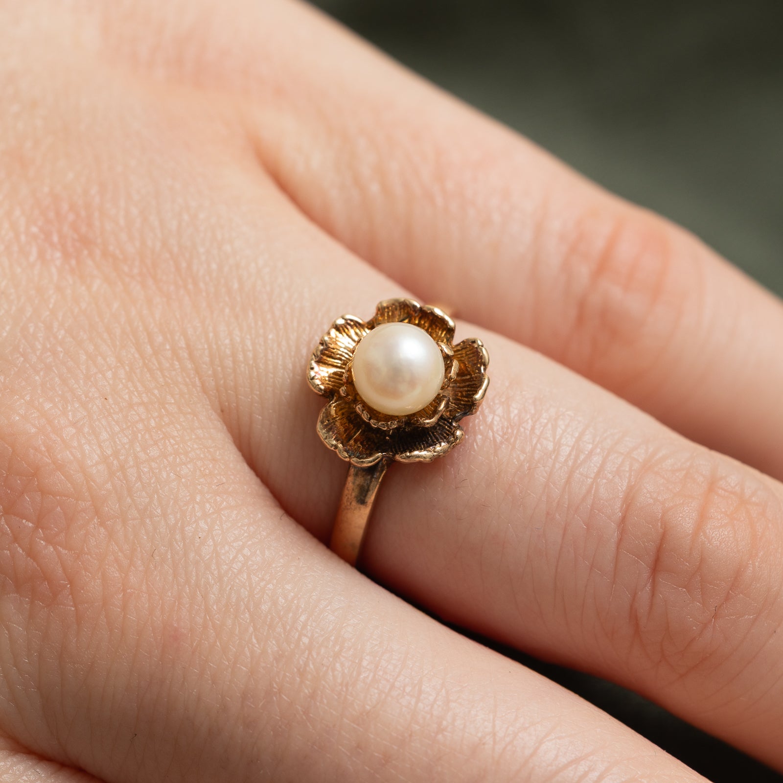 Solitaire Pearl Flower Ring - Elegant 14K Gold Plated Sterling Silver Ring for Women, Size 6.75 | Perfect for Weddings, Anniversaries & Special Occasions