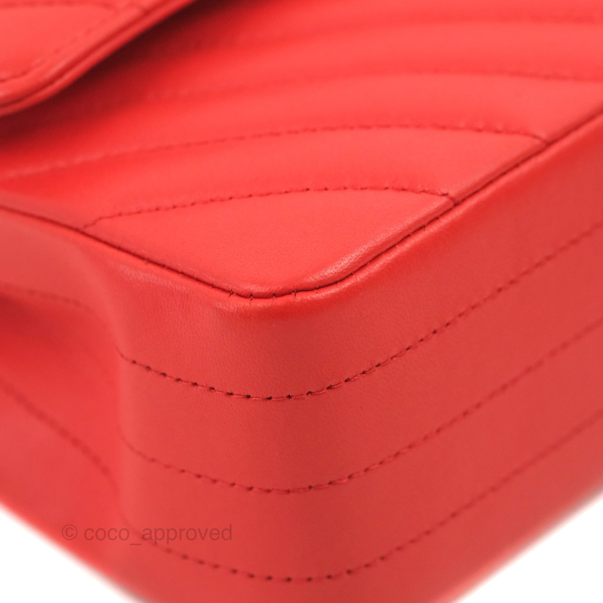 Chanel Classic Medium Flap Bag - Chevron Red Lambskin Leather with Gold Hardware | Luxury Designer Handbag for Women | Perfect for Date Night, Parties & Special Occasions