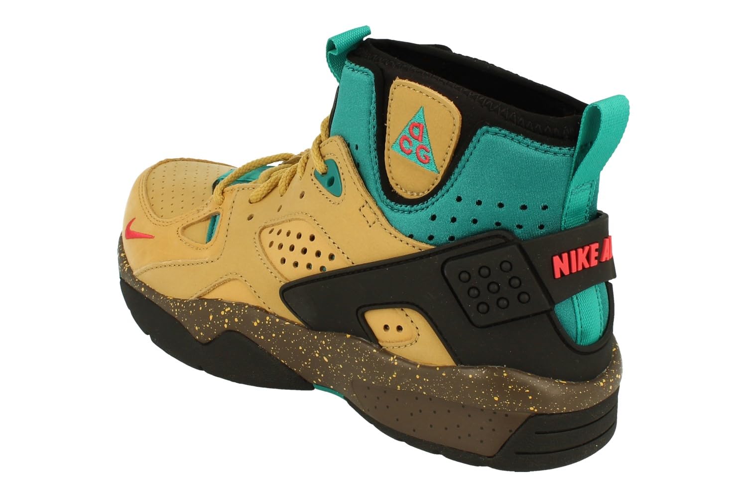 Nike ACG Air Mowabb Men's Waterproof Hiking Sneakers Boots - Lightweight Trail Running Shoes for Outdoor Adventures & Urban Style