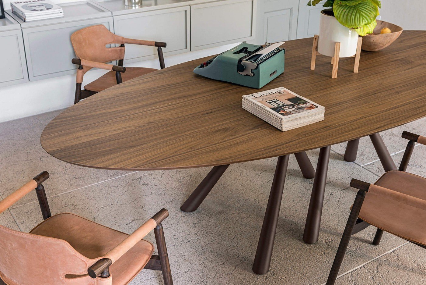 Midj Forest Elliptical Dining Table - Modern Solid Wood Oval Table for Dining Room, Kitchen, or Breakfast Nook - Perfect for Family Gatherings & Dinner Parties