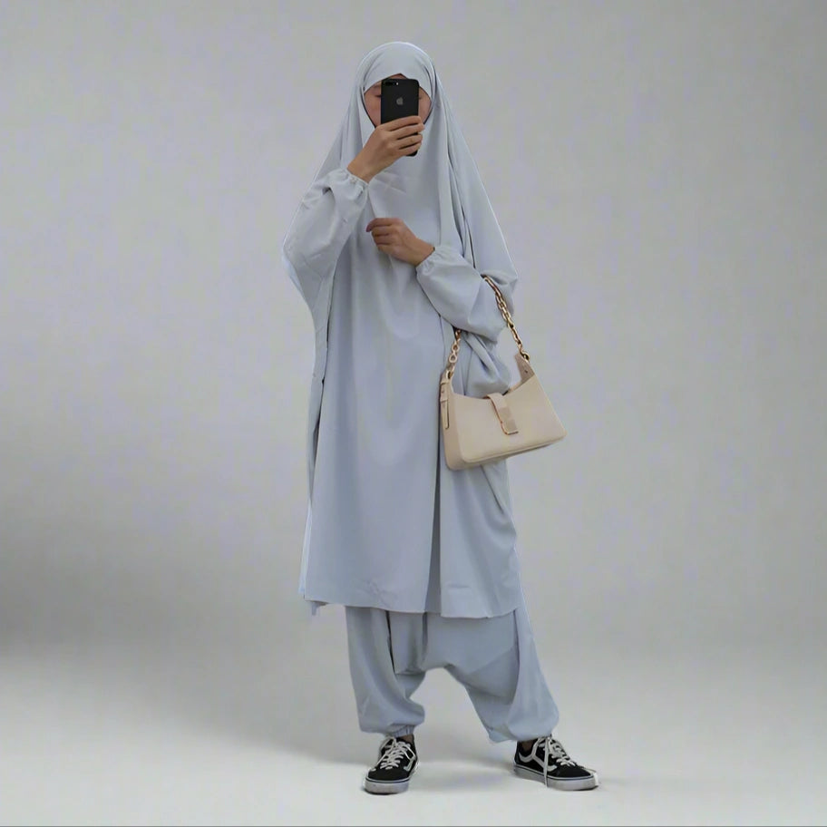 Modest Muslim Women's Jilbab Set with Matching Tops, Robe & Pants - Islamic Prayer Outfit for Home & Mosque Wear