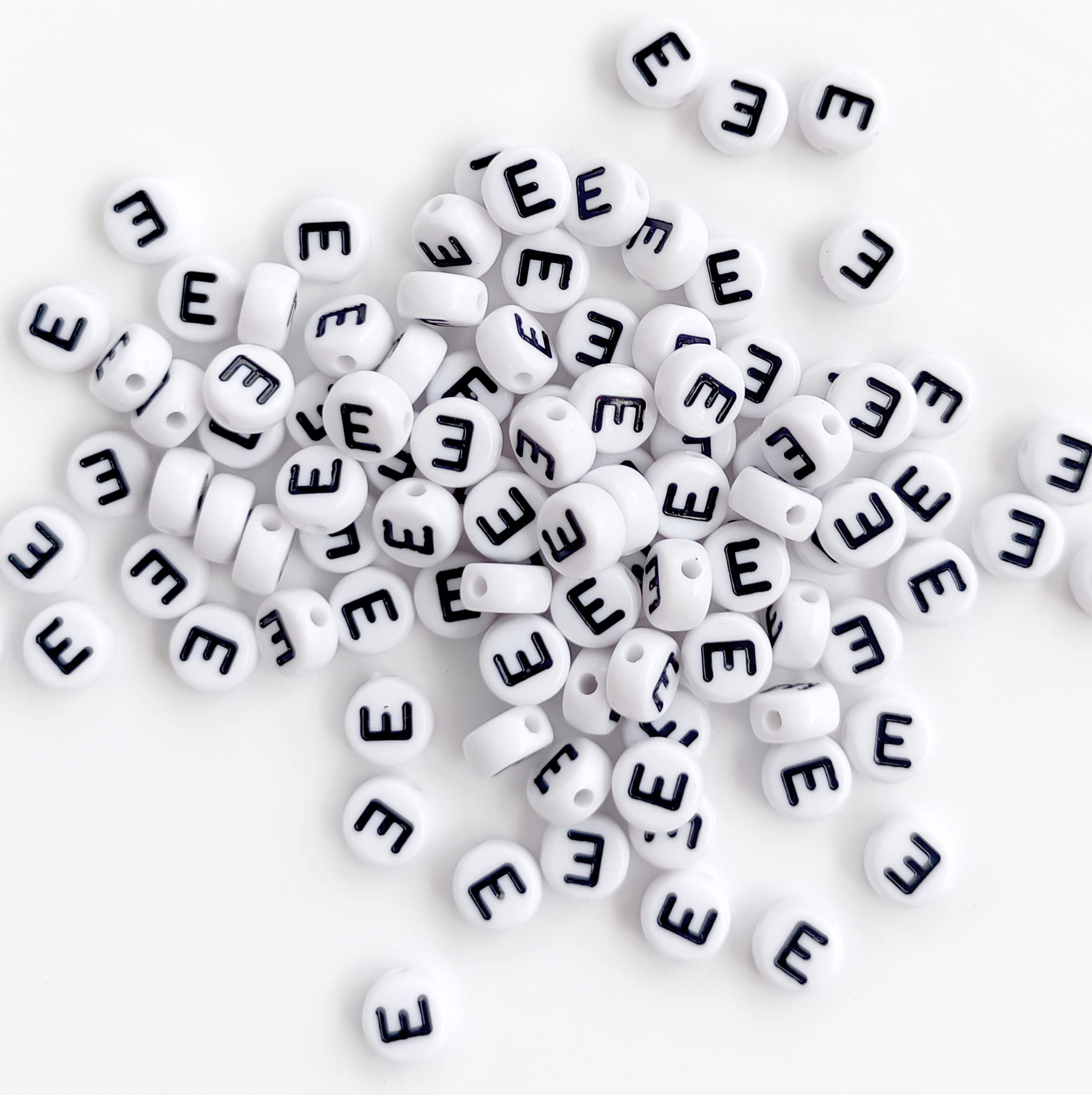 100PCS 4X7mm White Acrylic Alphabet Letter Beads for Jewelry Making - Round Vowel E Beads for DIY Bracelets, Necklaces & Crafts - Perfect for Personalized Jewelry, Scrapbooking & Gift Making