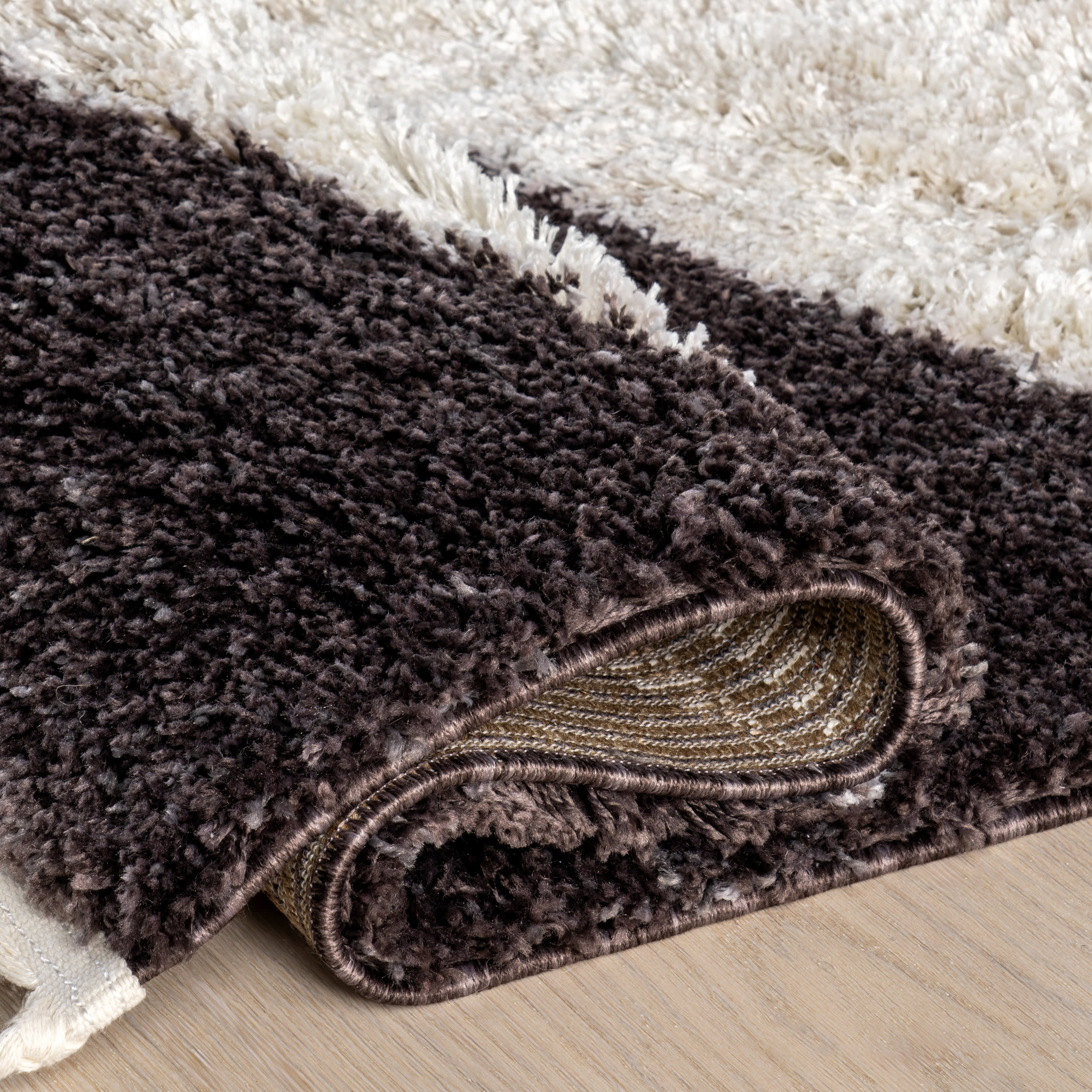 Alexia Diamond Tasseled Rug - Soft Bohemian Area Rug with Fringe, Brown - Perfect for Living Room, Bedroom or Nursery Decor
