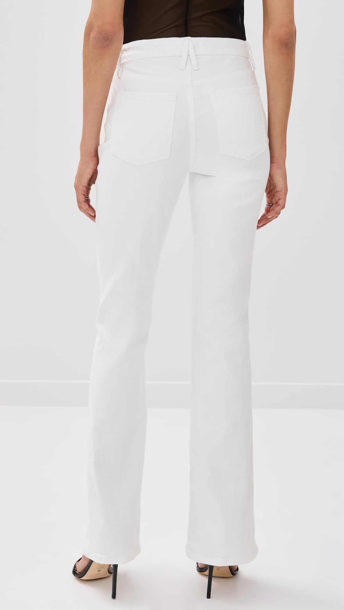 Good American Women's Classic Bootcut Jeans - High Waist Stretch Denim for Comfort & Style | Perfect for Casual Wear, Night Out & Everyday Fashion