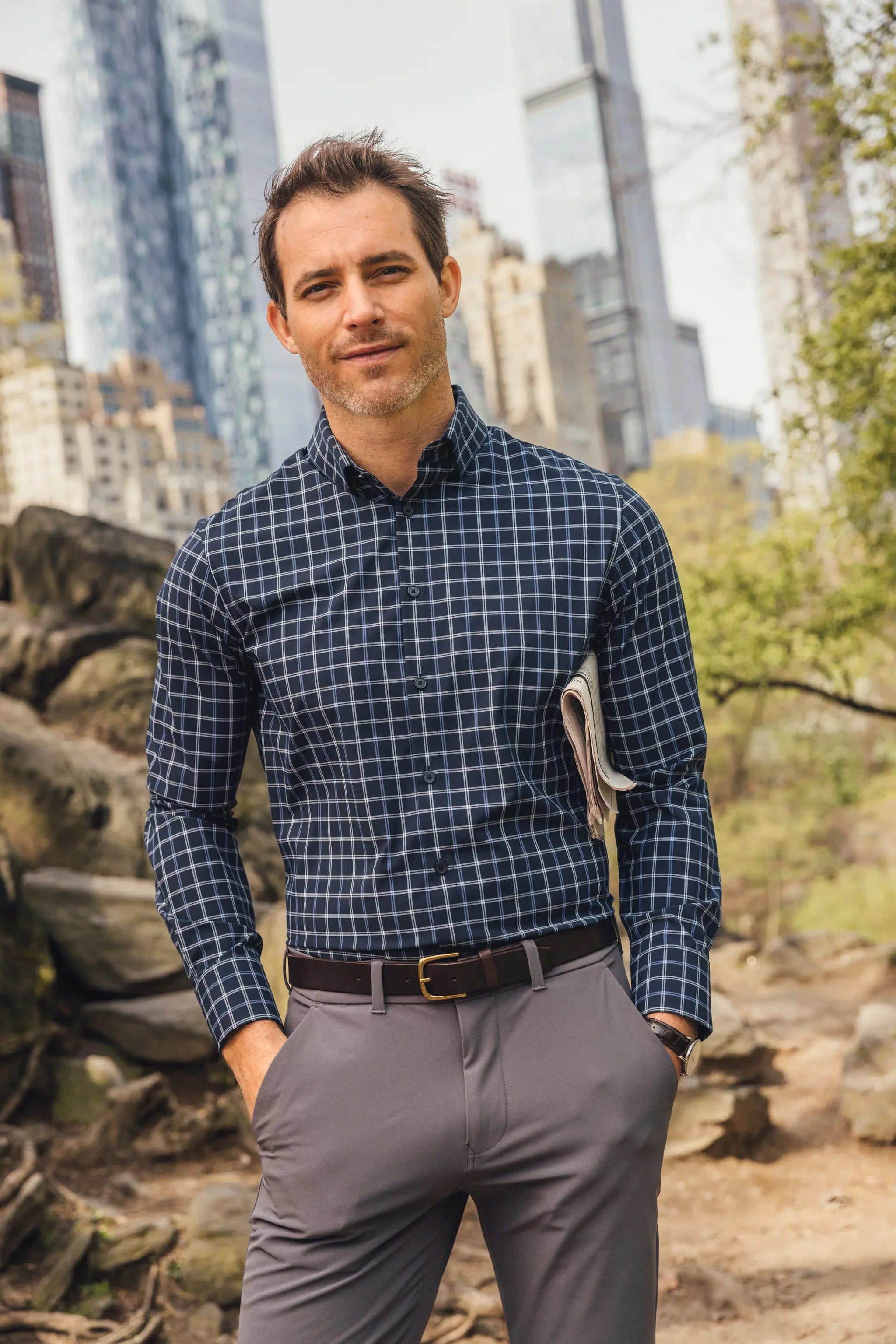 Premium Leeward Men's Dress Shirt - Slim Fit Business Casual Button Down Shirt for Office & Formal Occasions | Wrinkle Resistant & Breathable Fabric for All-Day Comfort
