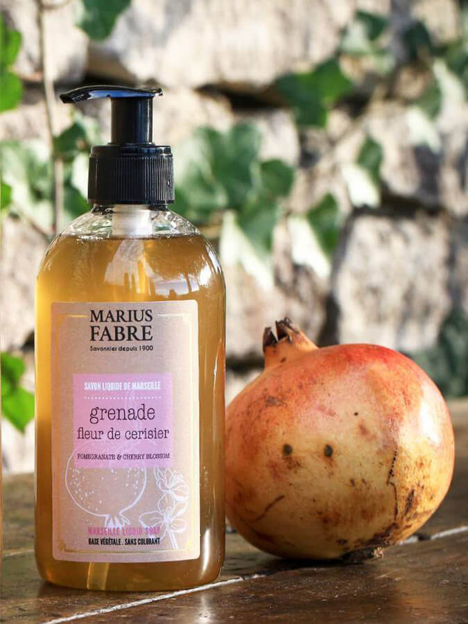 Marius Fabre Marseille Liquid Soap with Natural Fragrance - 400ml - Gentle Hand & Body Wash for Daily Use, Travel & Eco-Friendly Home Cleaning