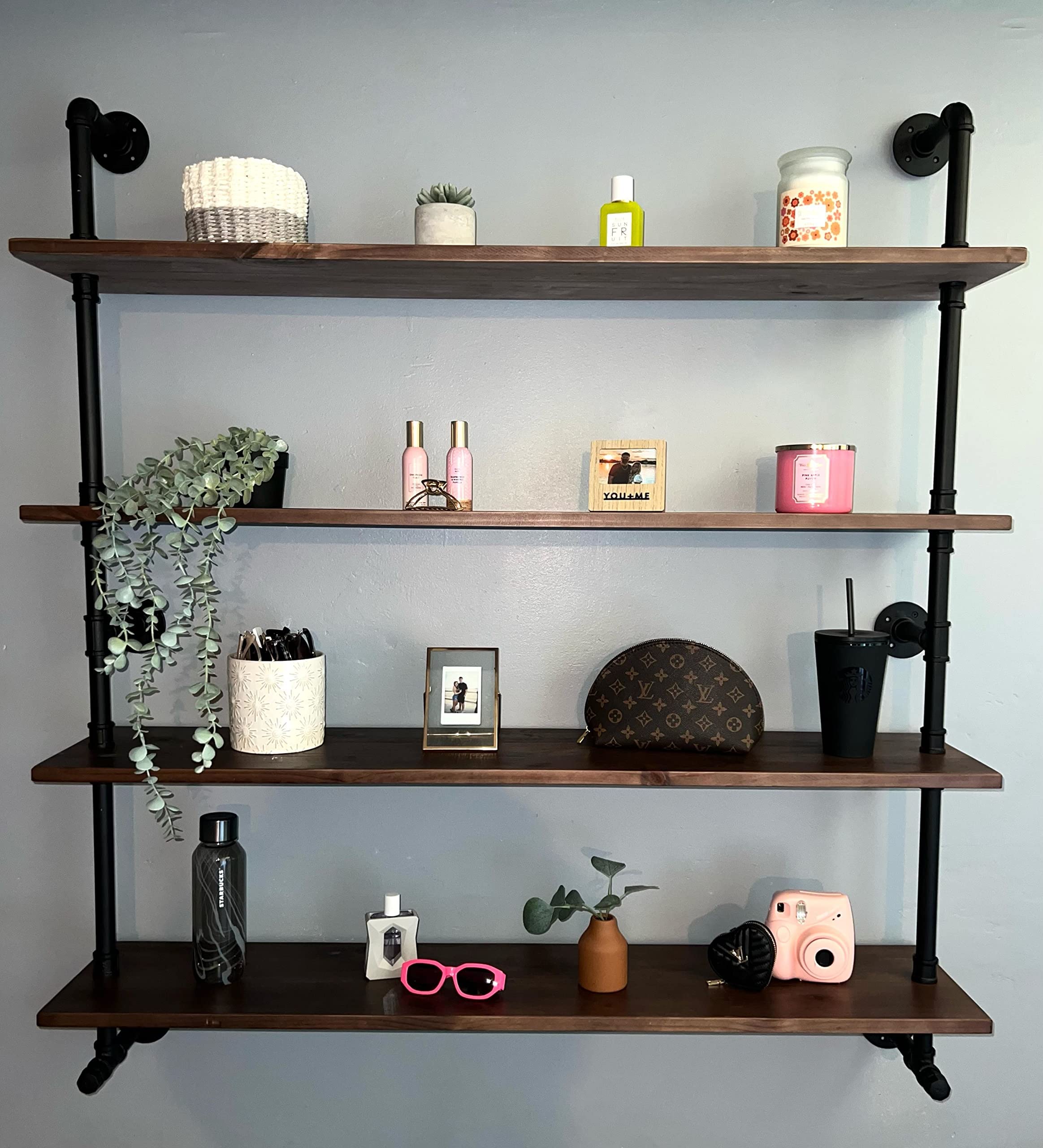 Industrial Pipe Wall Shelves with Solid Wood Plank - 48 Inch Floating Shelves for Kitchen, Living Room & Bar Decor - 4 Tier Rustic Bookshelf in Dark Brown - Perfect for Farmhouse Style, Home Organization & Displaying Plants/Books/Decor