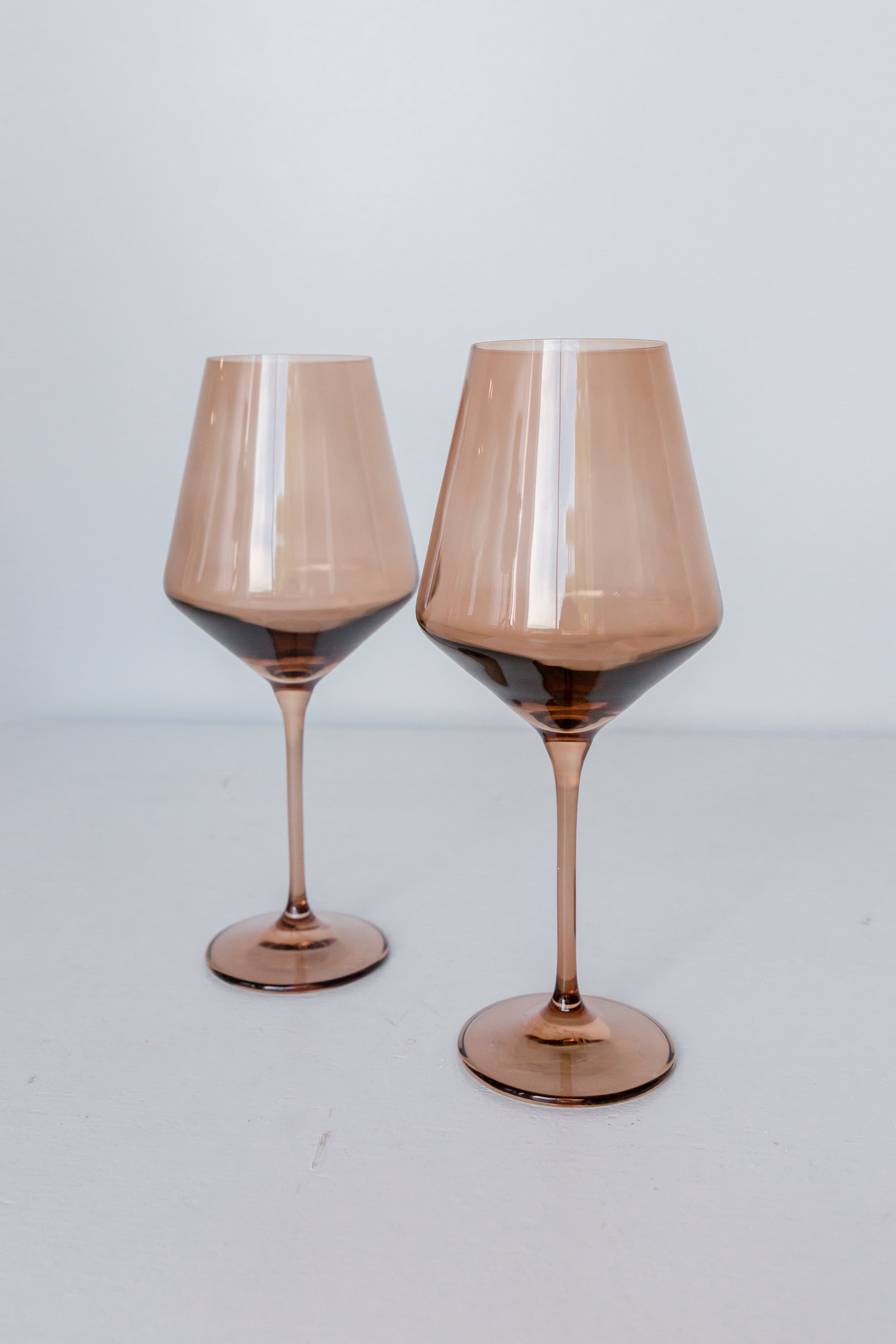 Estelle Colored Wine Glasses Set of 2 - Mocha Mousse (Amber Smoke) - Elegant Stemware for Red & White Wine, Perfect for Dinner Parties, Romantic Dates & Home Entertaining