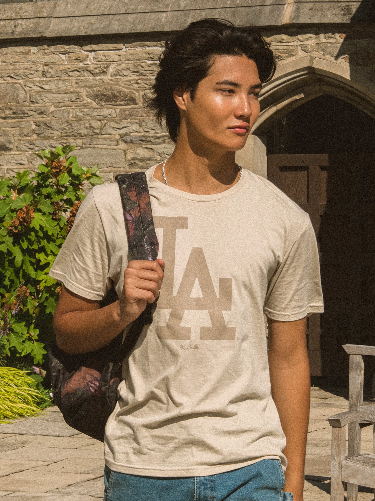 47 LA Fan T-Shirt - Vintage Graphic Tee for Men & Women - Soft Cotton Casual Shirt - Perfect for Streetwear, Concerts & Everyday Wear