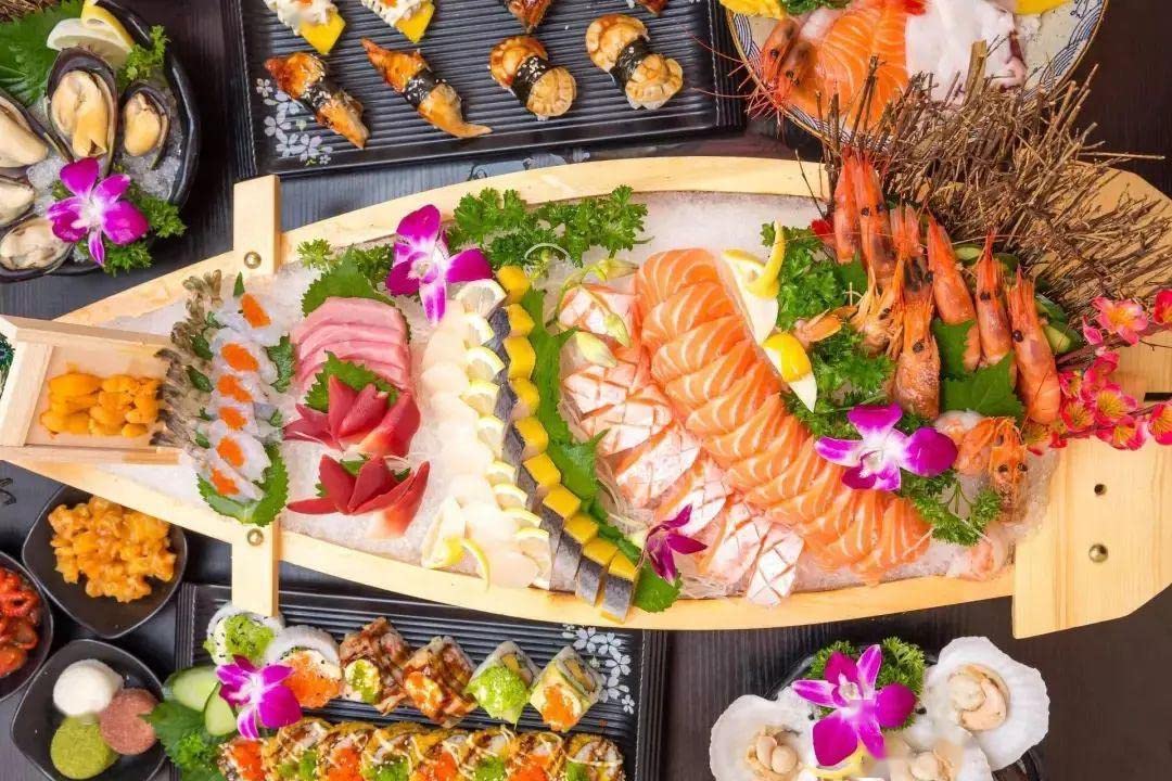 Premium Wooden Sushi Boat Serving Platter - 36 Inch Japanese Sushi & Sashimi Tray for Restaurants, Parties, Home Dining - Authentic Asian Tableware Set of 2 - Perfect for Entertaining, Buffets & Sushi Presentation