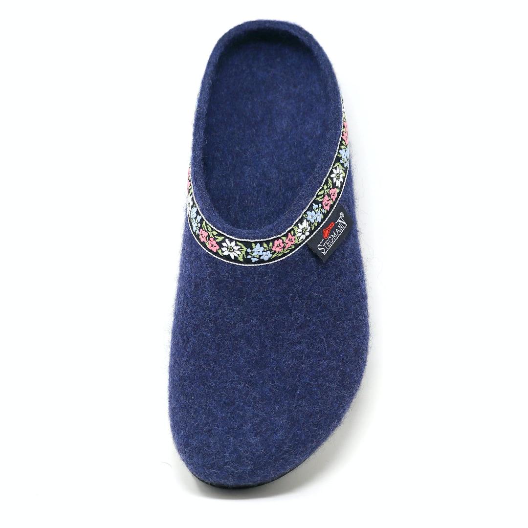 Women's Edelweiss Wool Clog Slippers - Medium Size | Cozy Indoor/Outdoor House Shoes for Winter Comfort & Warmth