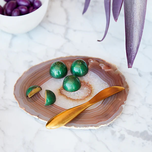 Elegant Ita Cheese Plate & Forma Spreader Set - Sand Agate & Gold Accented Serving Tray for Wine & Cheese Parties, Charcuterie Boards, and Gourmet Entertaining