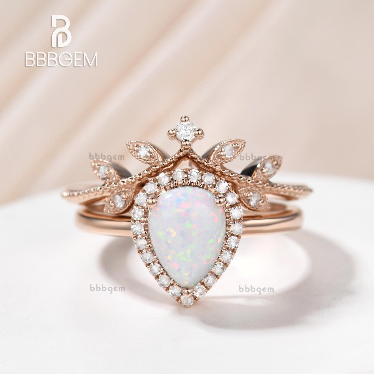 Vintage 14K/18K Gold Pear Opal Rose Gold Wedding Ring Set with Halo Leaf Band - Elegant Bridal Jewelry for Engagement, Anniversary & Special Occasions